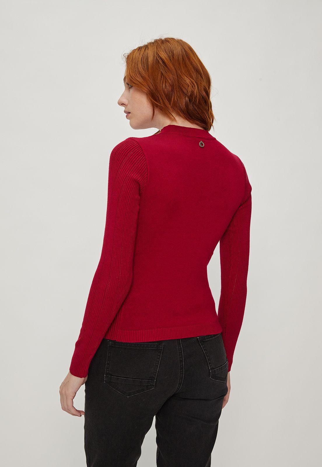Sweater Liso Burdeo iO 18120124056112-4