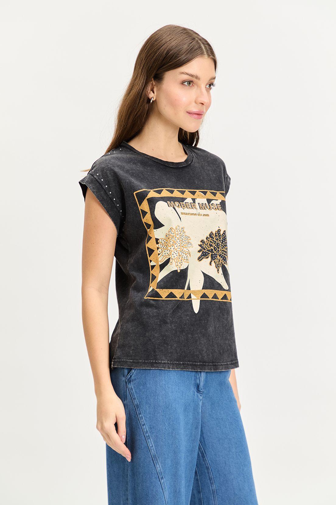 Polera Estampada Negro iO 14620224050102-2