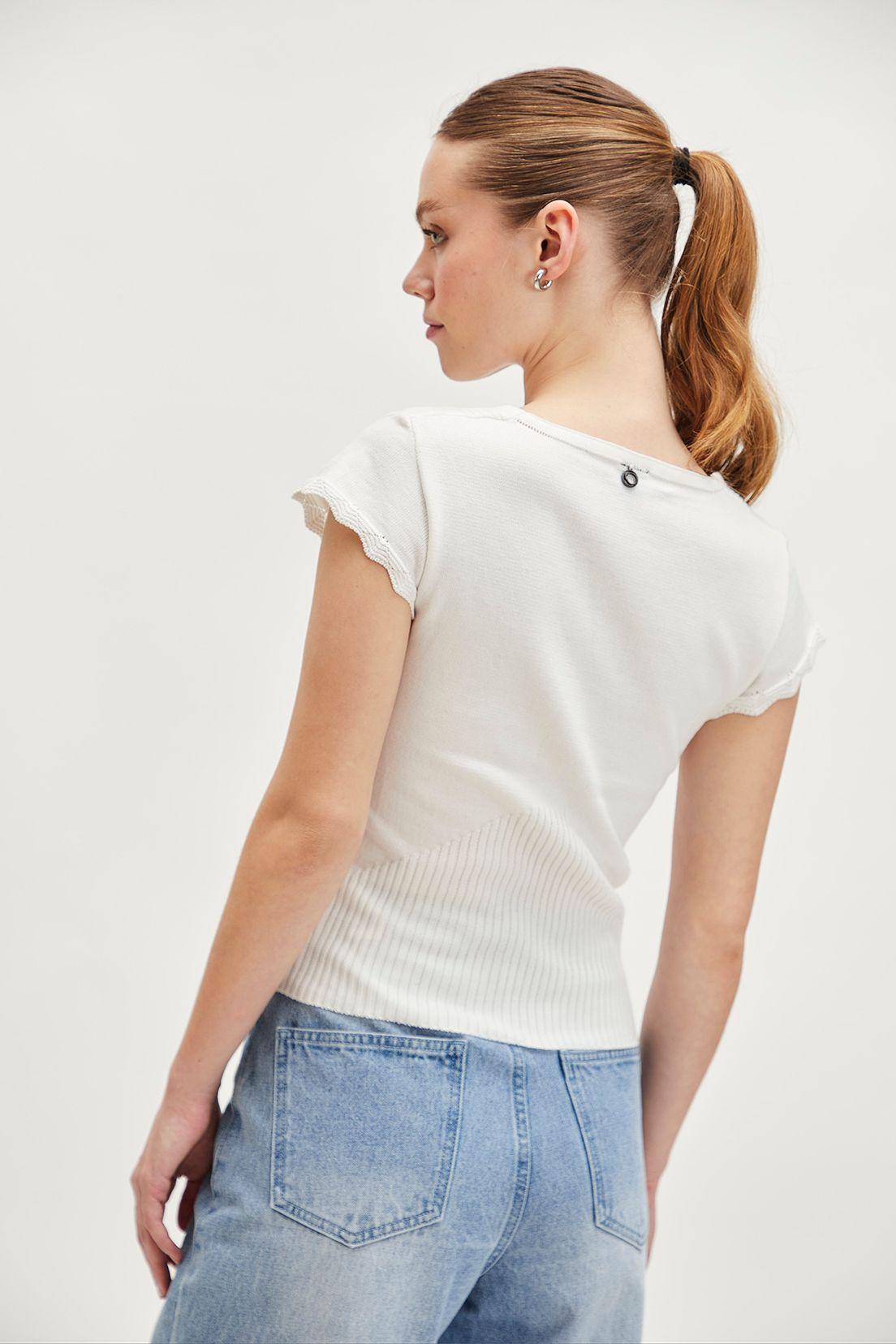 Sweater Liso Beige iO 18120224056106-2