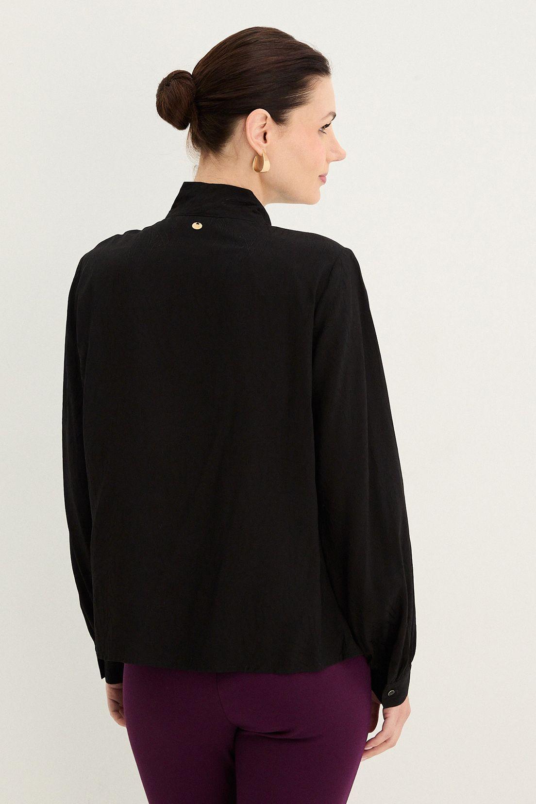 Blusa Con Lazo Negro 14002125057102-2