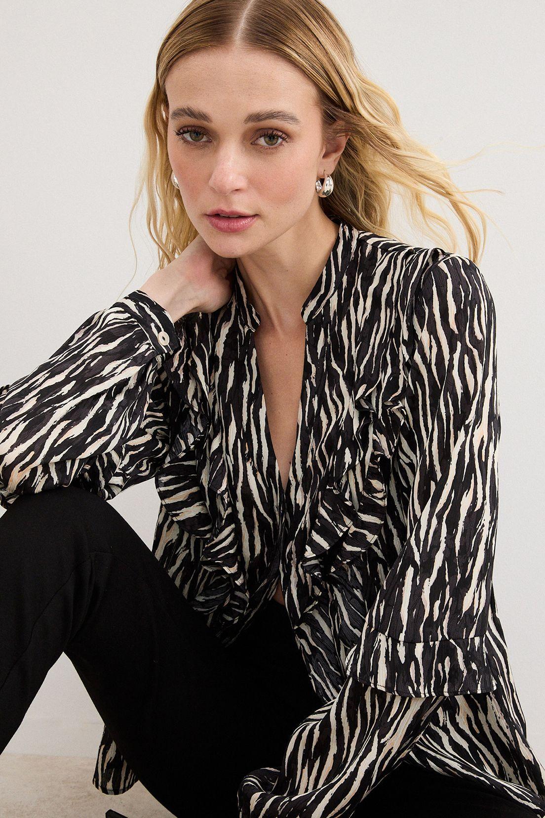 Blusa Fantasia Negro 14107125056102-3