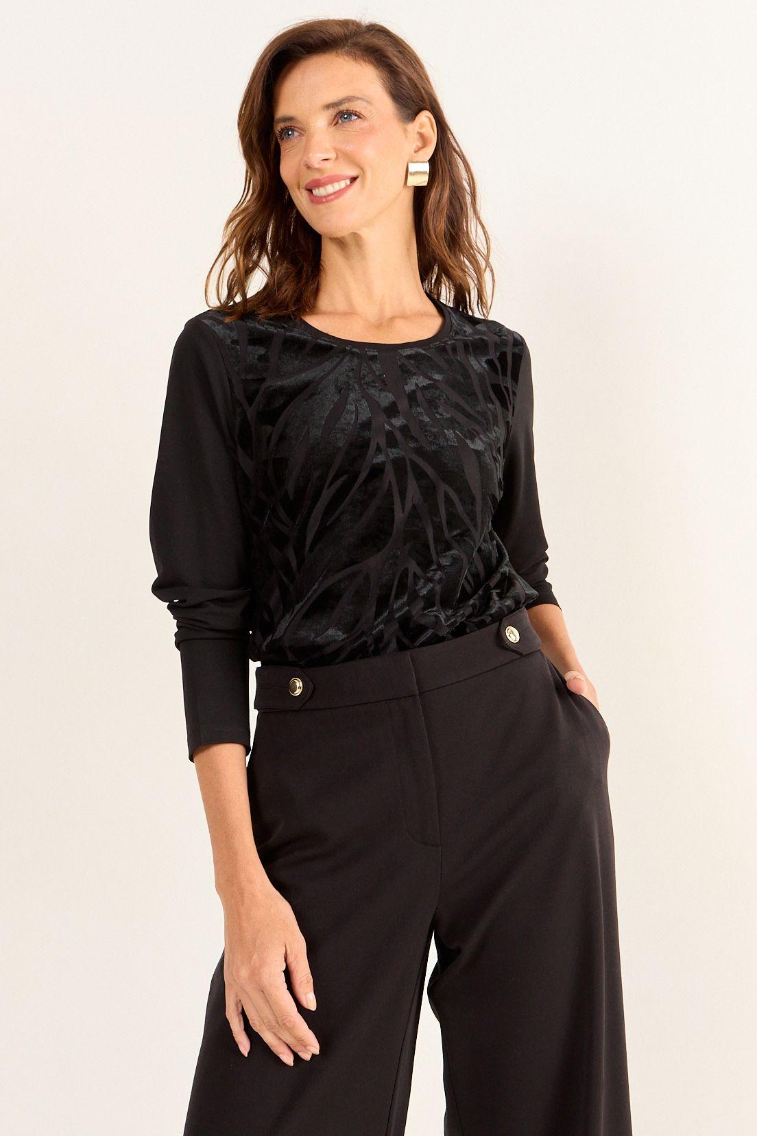 Polera Terciopelo Con Diseño Negro Ma Griffe 14202126008102-0