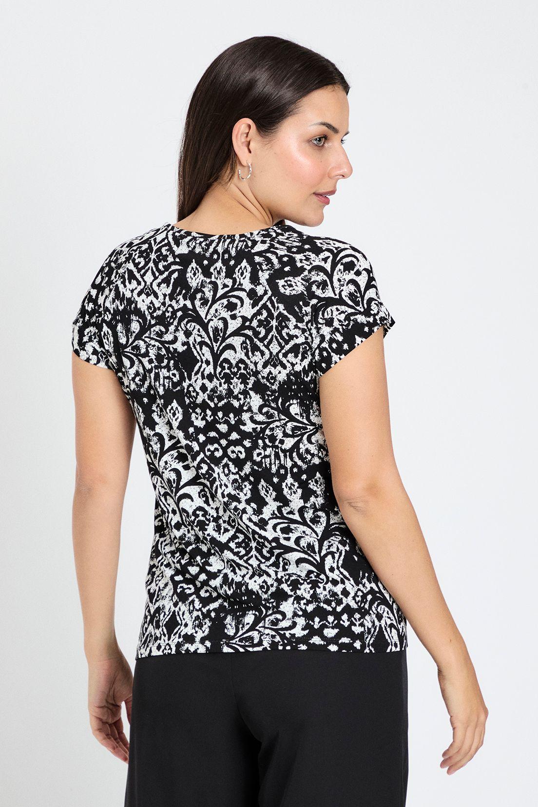Polera Estampada Negro Ash 14307224053102-2