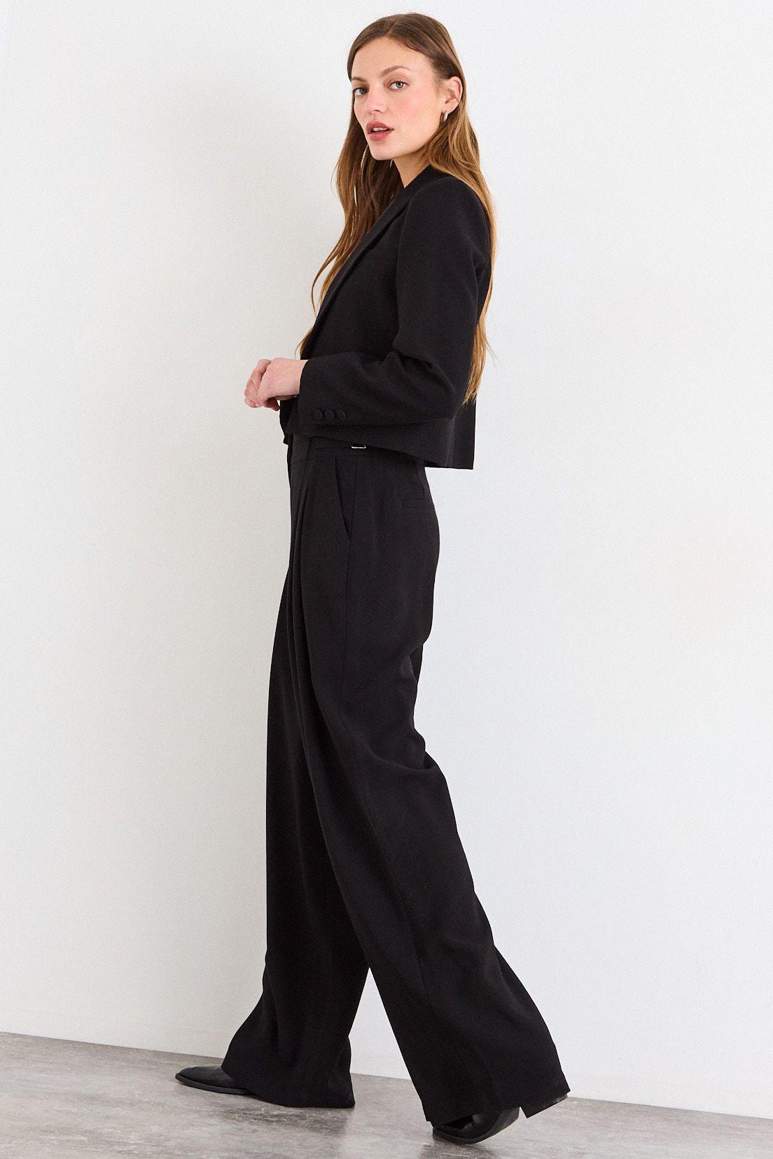 Blazer Liso Negro iO 16020226003102-3