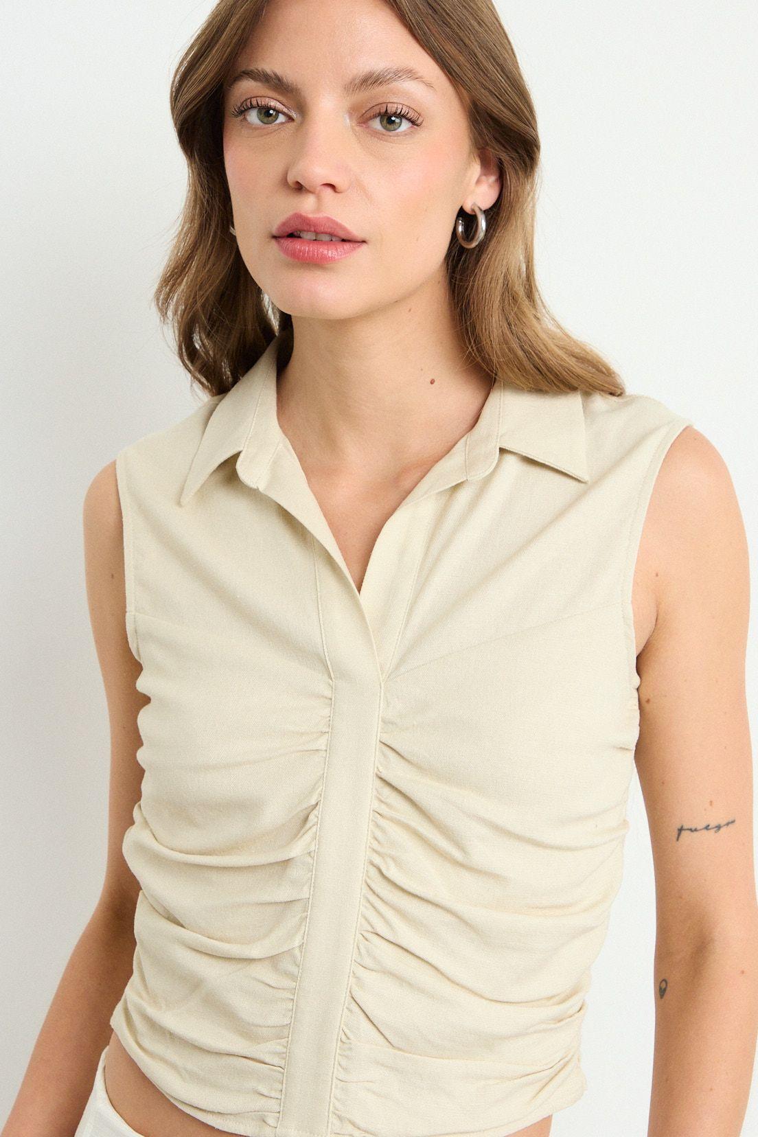 Blusa Lisa Beige iO 14020225016106-1