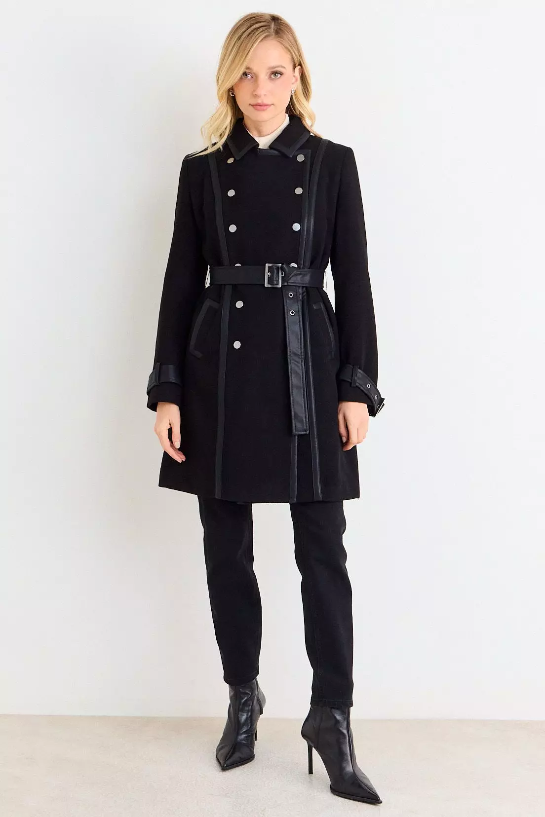 Chaqueton Liso Con Cinturon Negro Ash 17007126001102-3