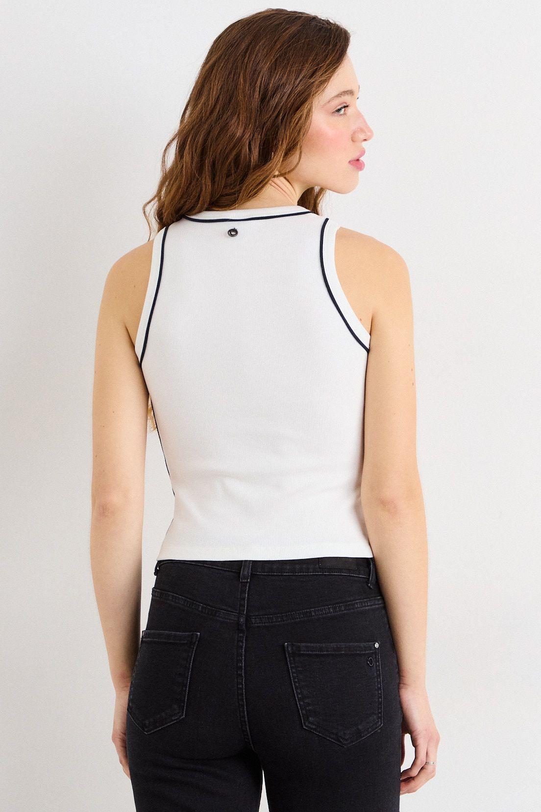 Polera Sin Mangas Blanco iO 14220226061101-2