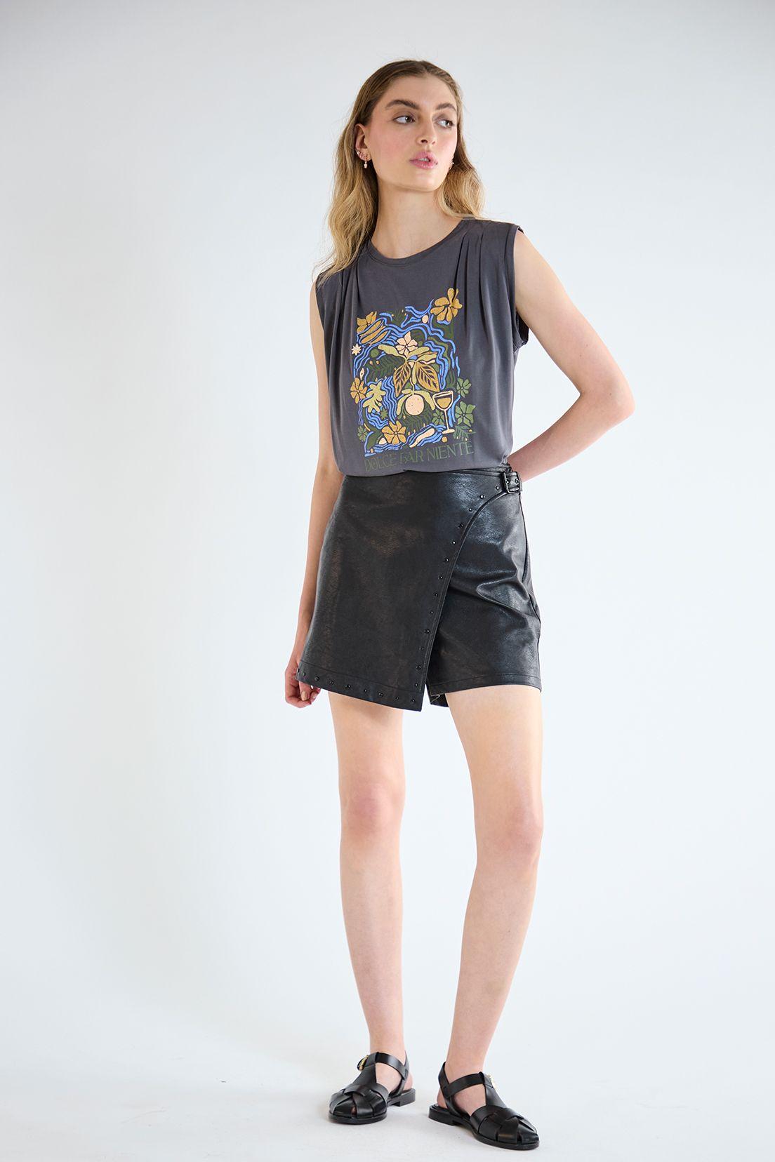 Short Liso Negro iO 11220125001102-0