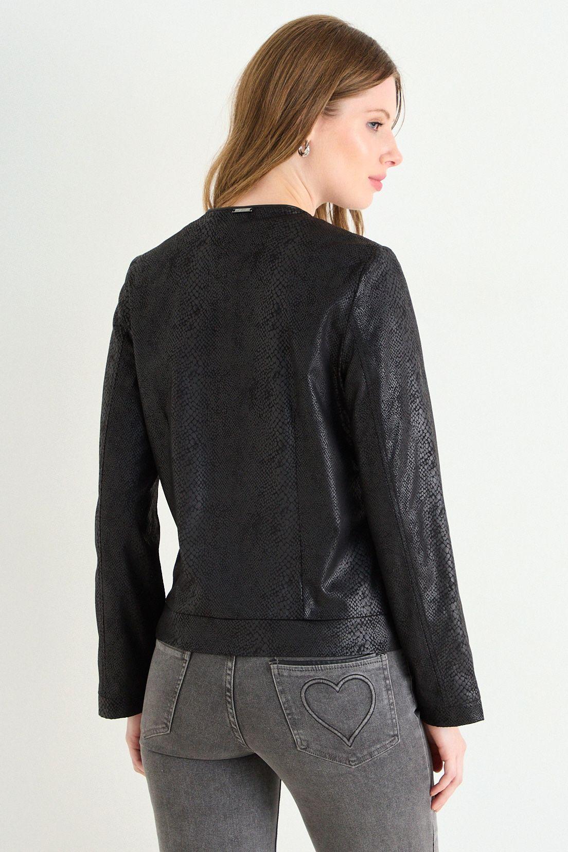 Casaca Lisa Negro Ash 17507126002102-2