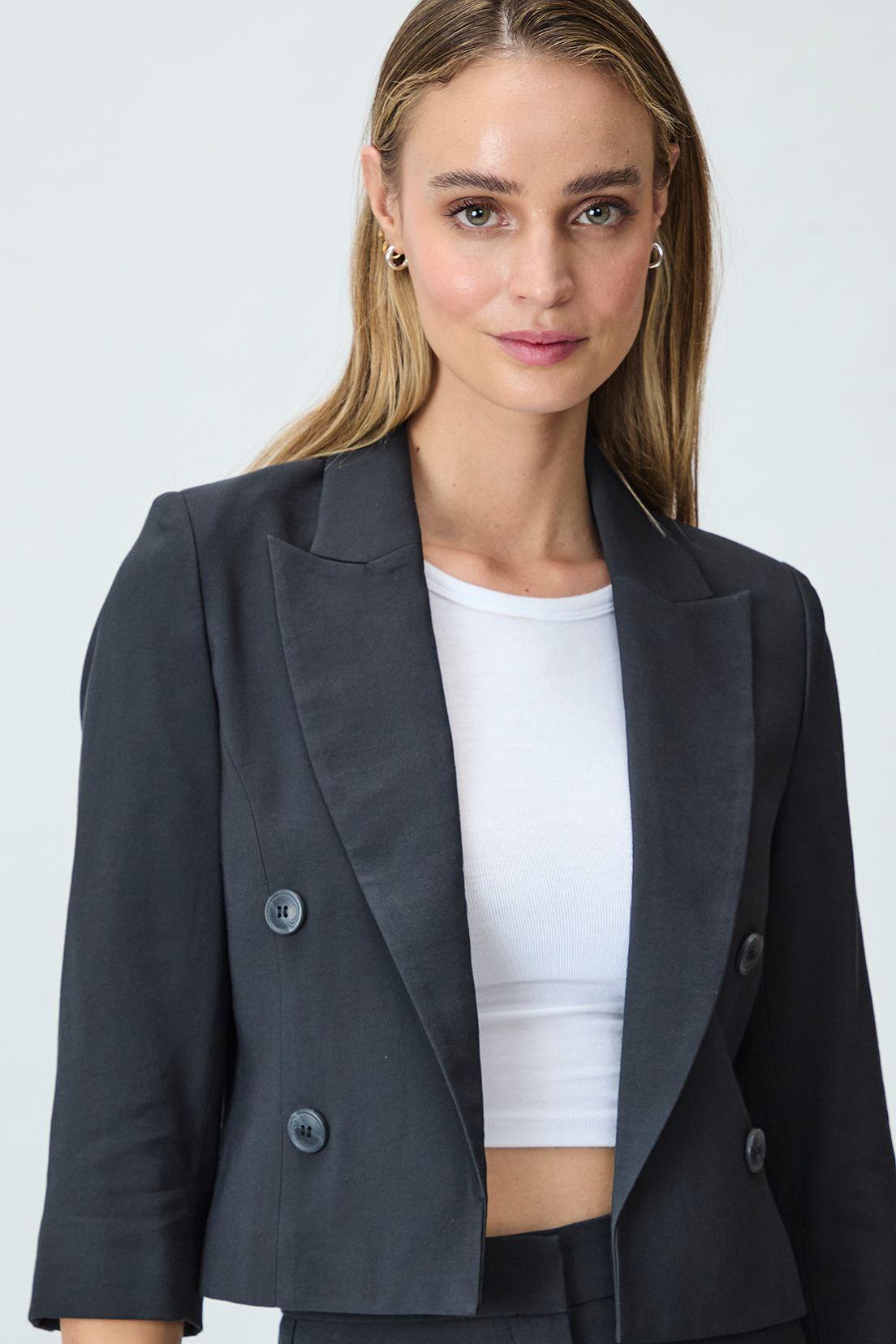 Blazer Liso Negro iO 16020125051102-0