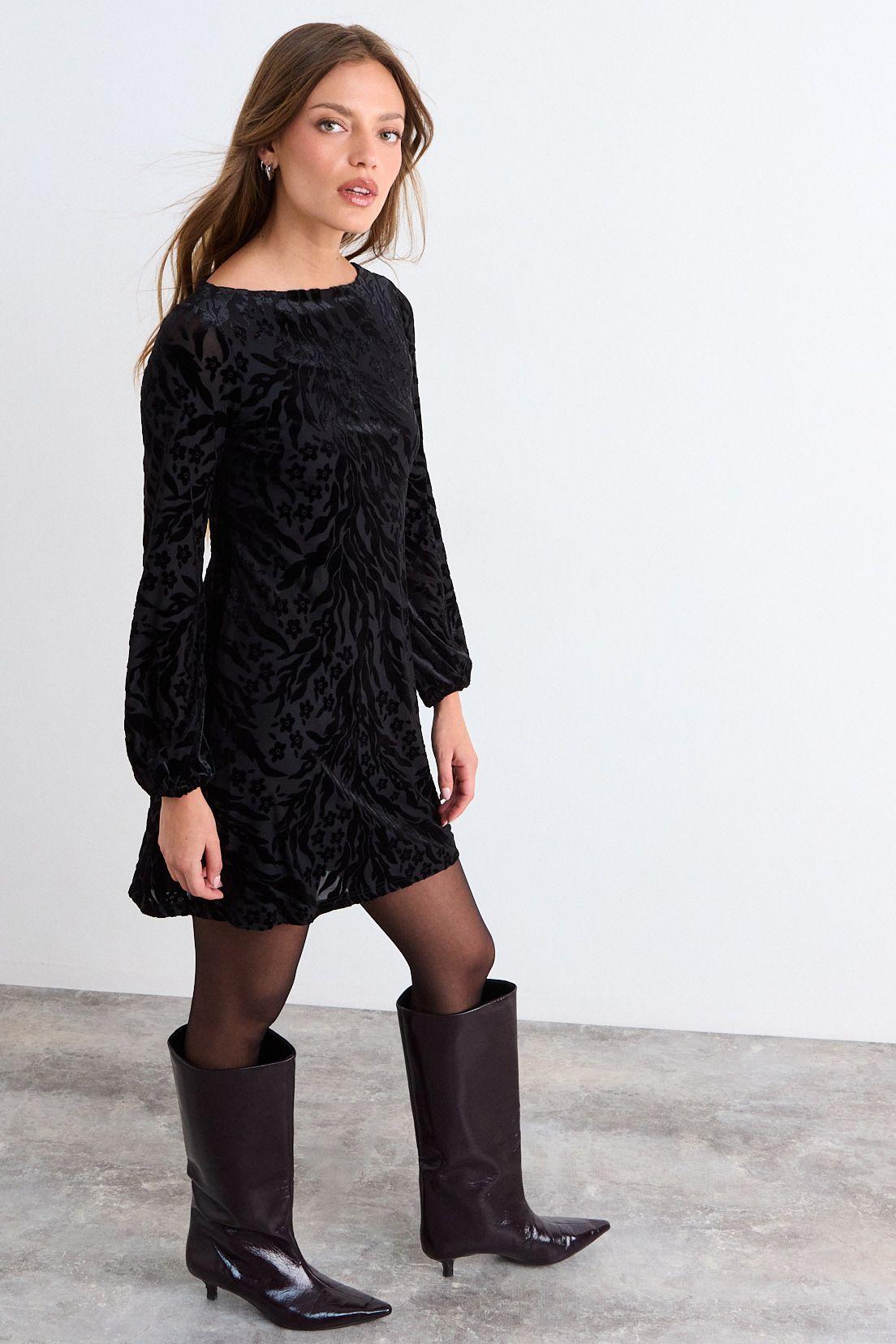 Vestido Liso Negro iO 13020126054102-4