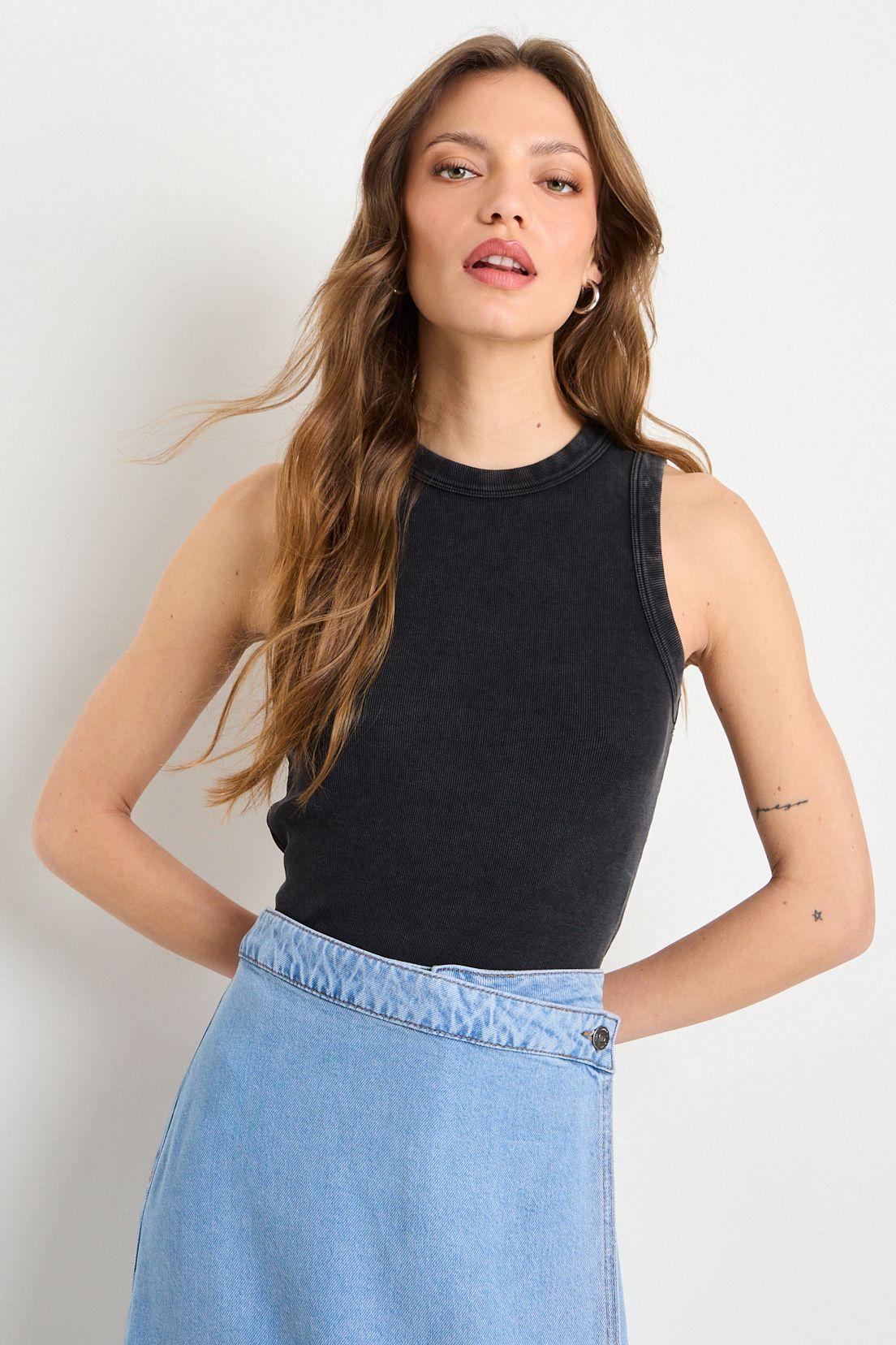 Polera Lisa Negro iO 14220225006102-0