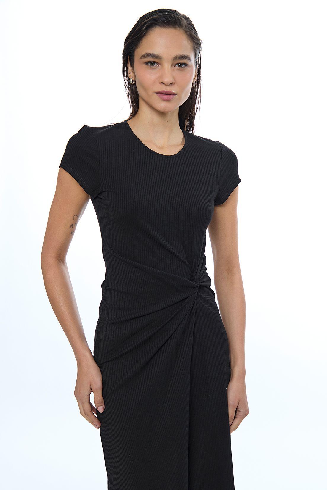 Vestido Liso Largo Negro iO 13420224005102-2