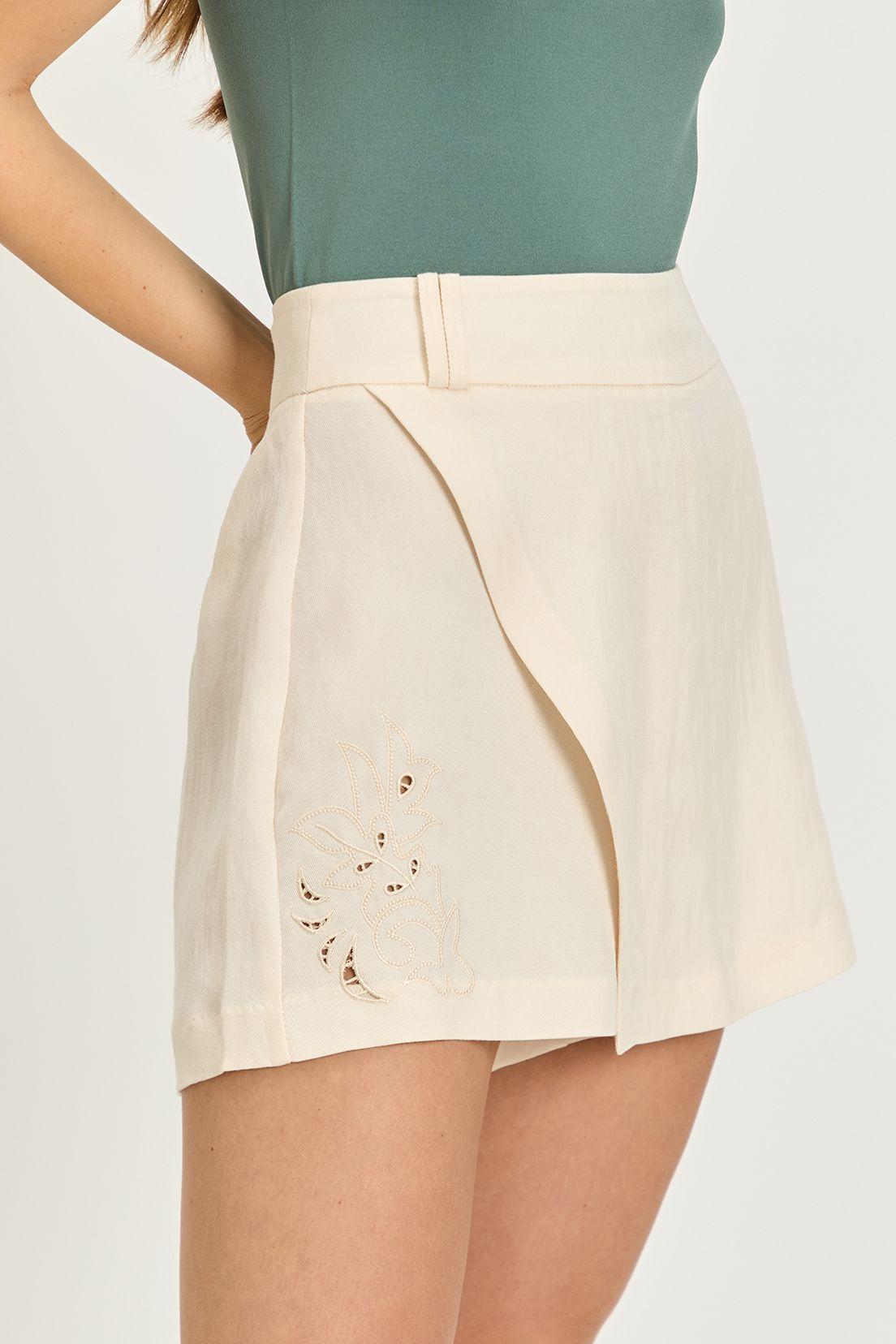 Short Liso Crudo iO 11220224054105-2