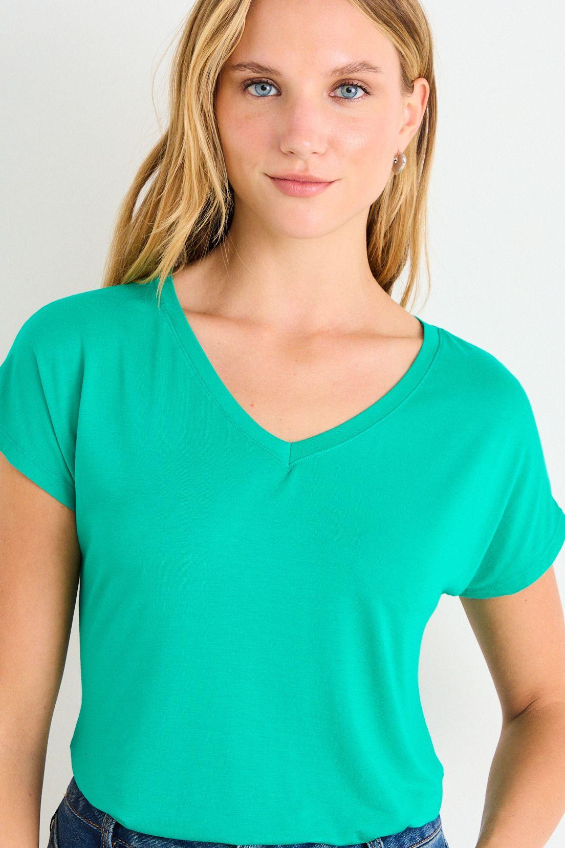 Polera Manga Corta Lisa Verde Cata Ash 14204225094217-0