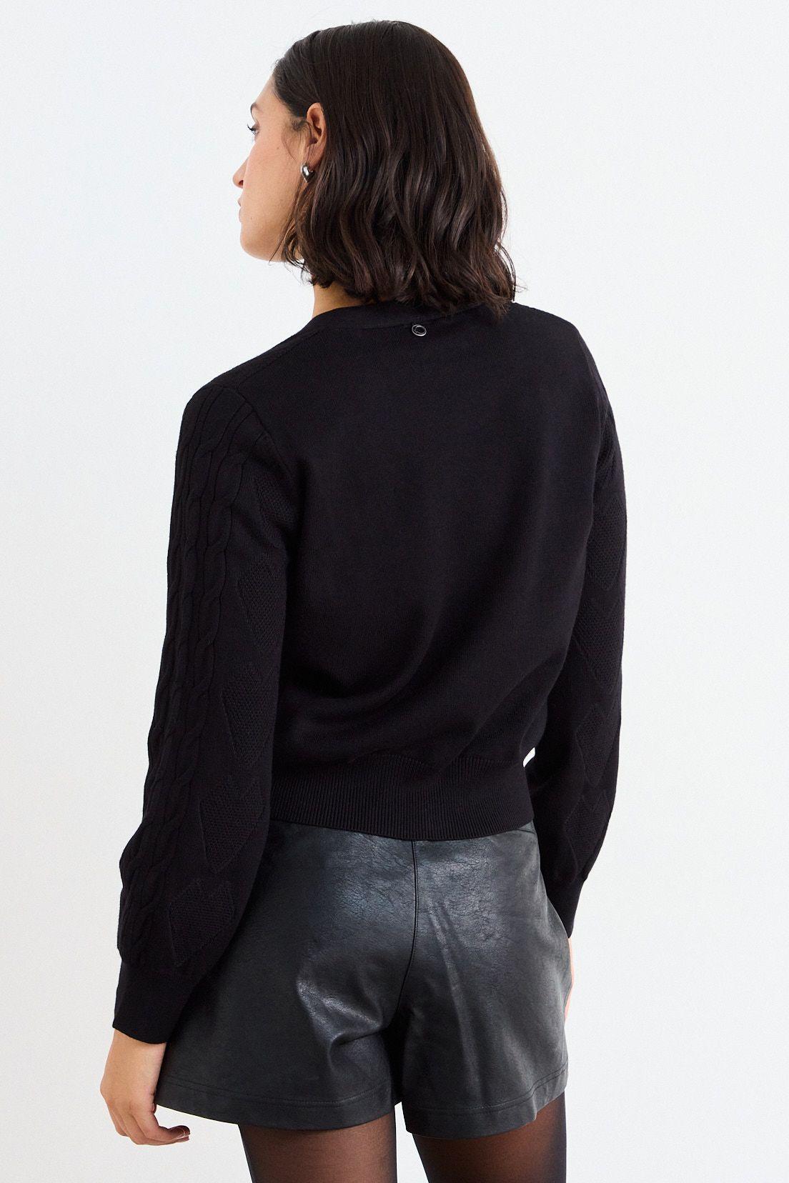 Chaleco Liso Negro iO 18020126008102-2