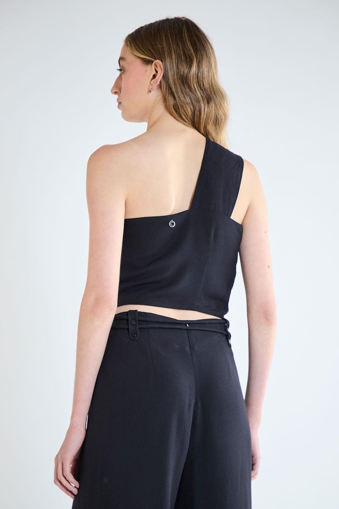 Blusa Lisa Negro iO 14020125007102-3