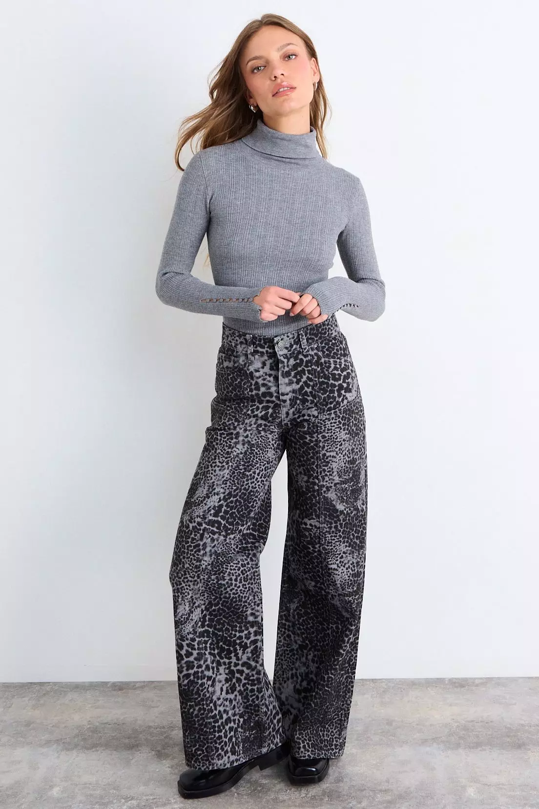 Beatle Tejido Basico Rib Gris iO 18120126016113-4