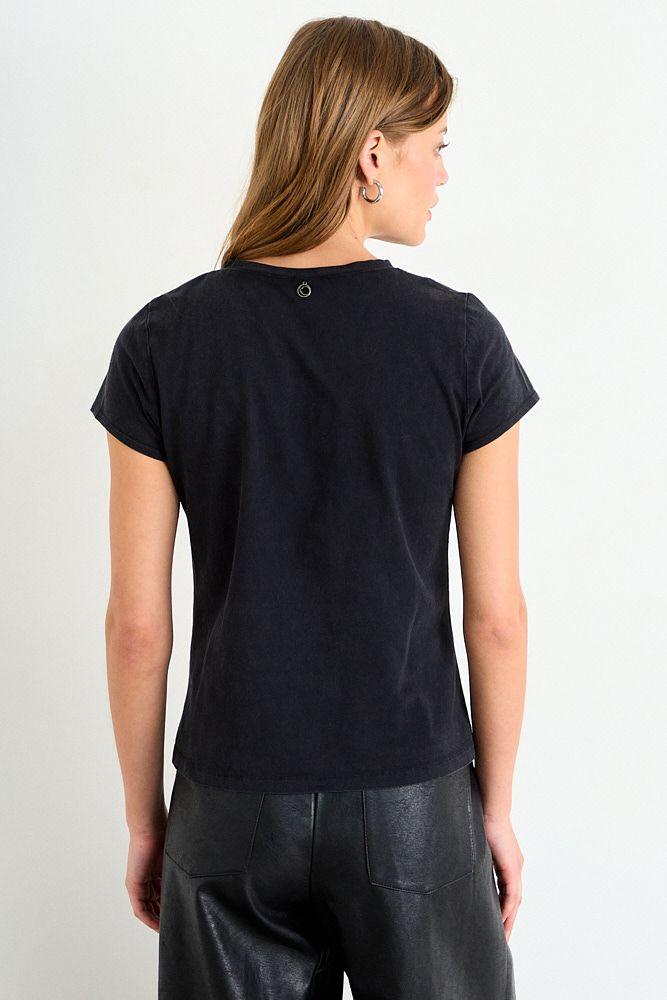 Polera Estampada Negro iO 14620126003102-2