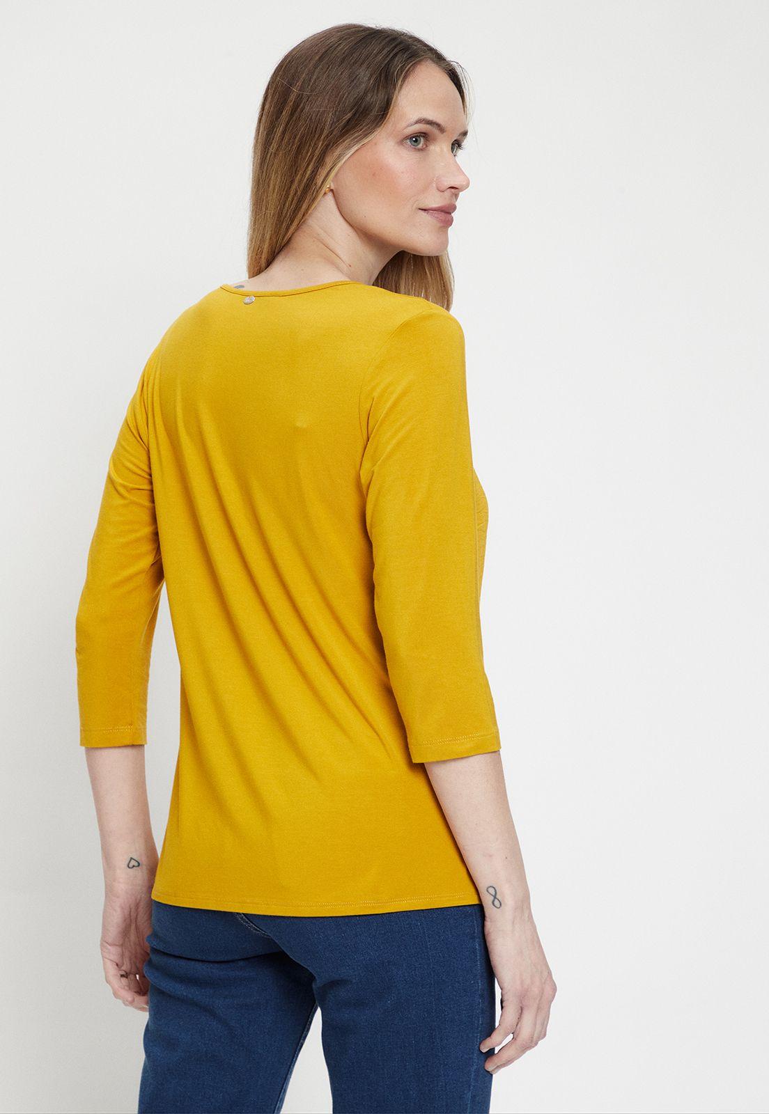 Polera Lisa Mostaza Ma Griffe 14202224052314-4