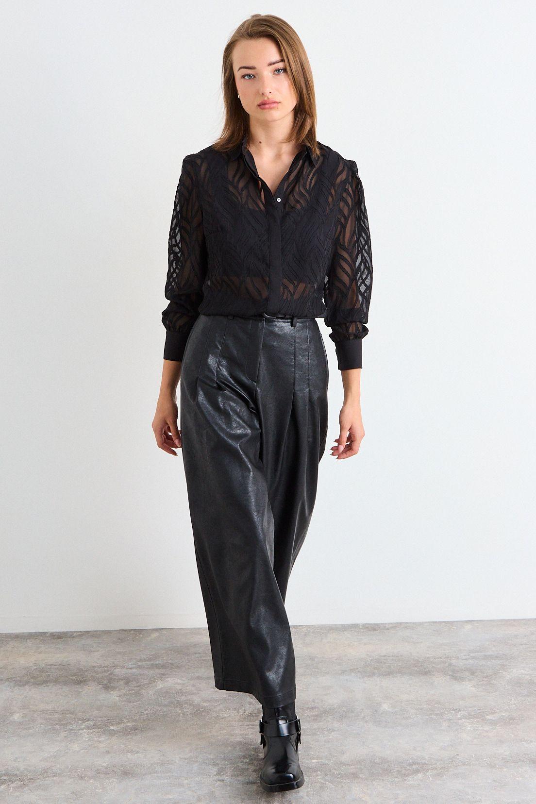 Blusa Lisa Negro iO 14020126063102-4