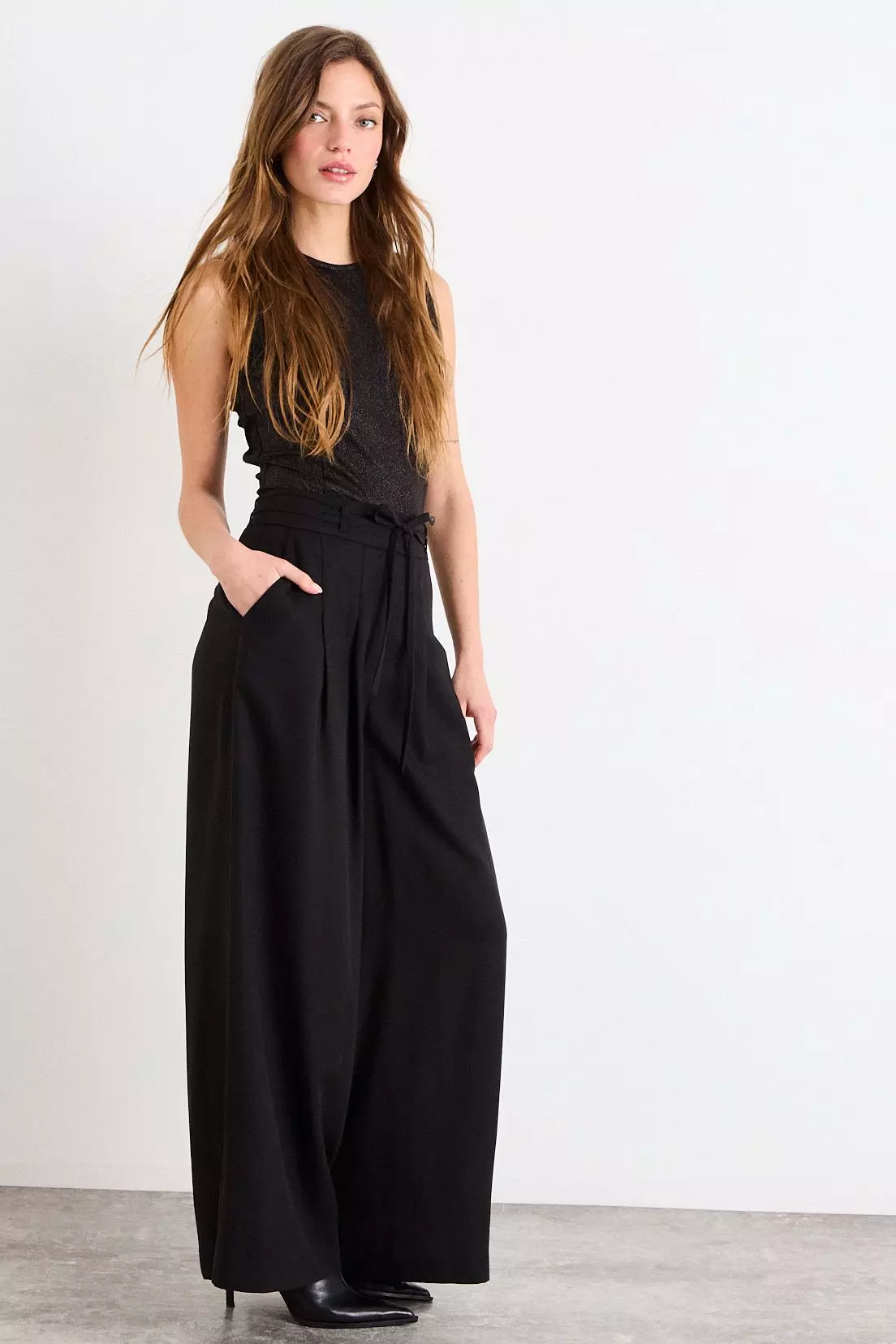 Pantalon Liso Negro iO 11020226055102-4