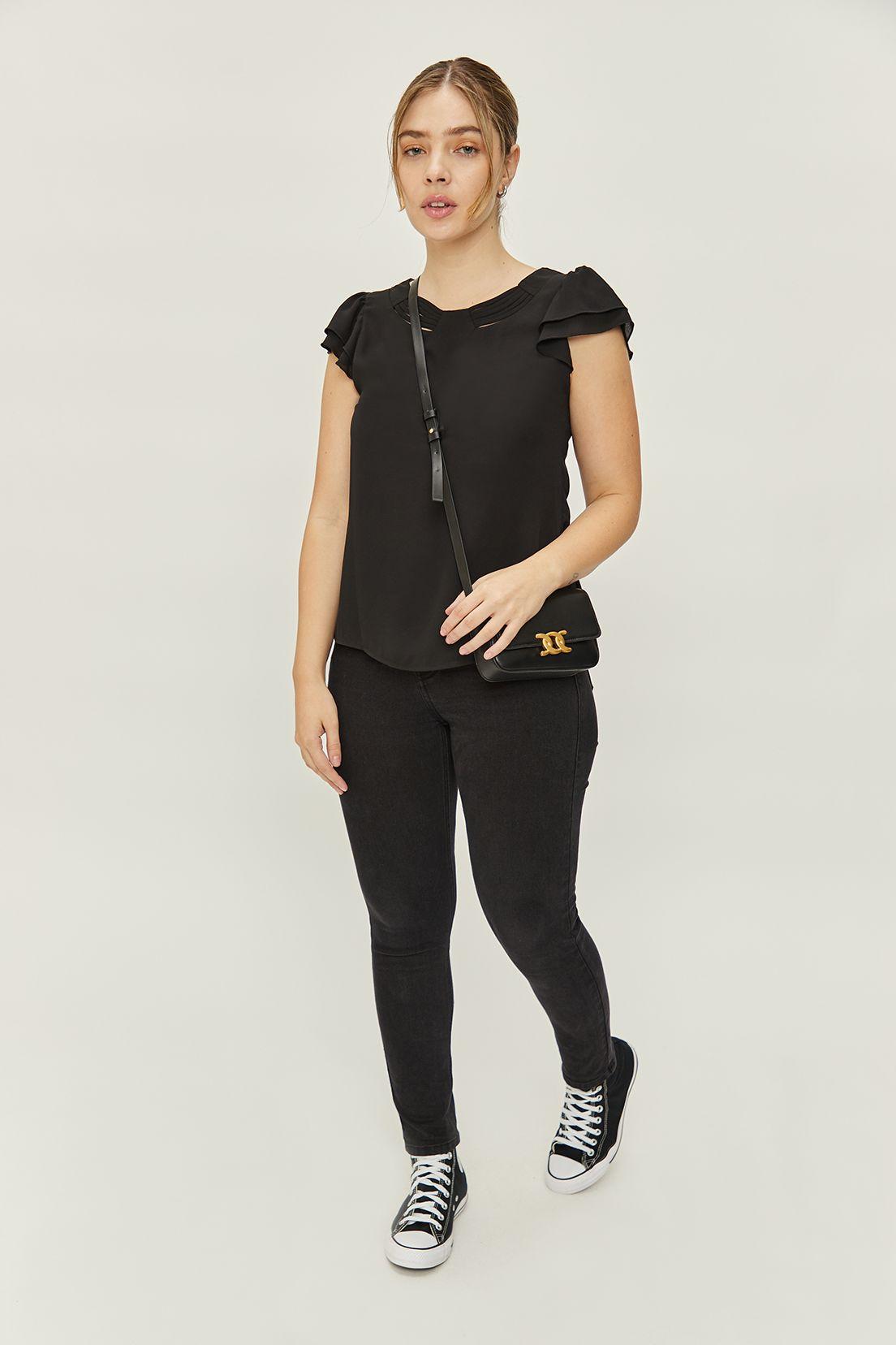 Blusa Lisa Negro iO 14020224005102-0