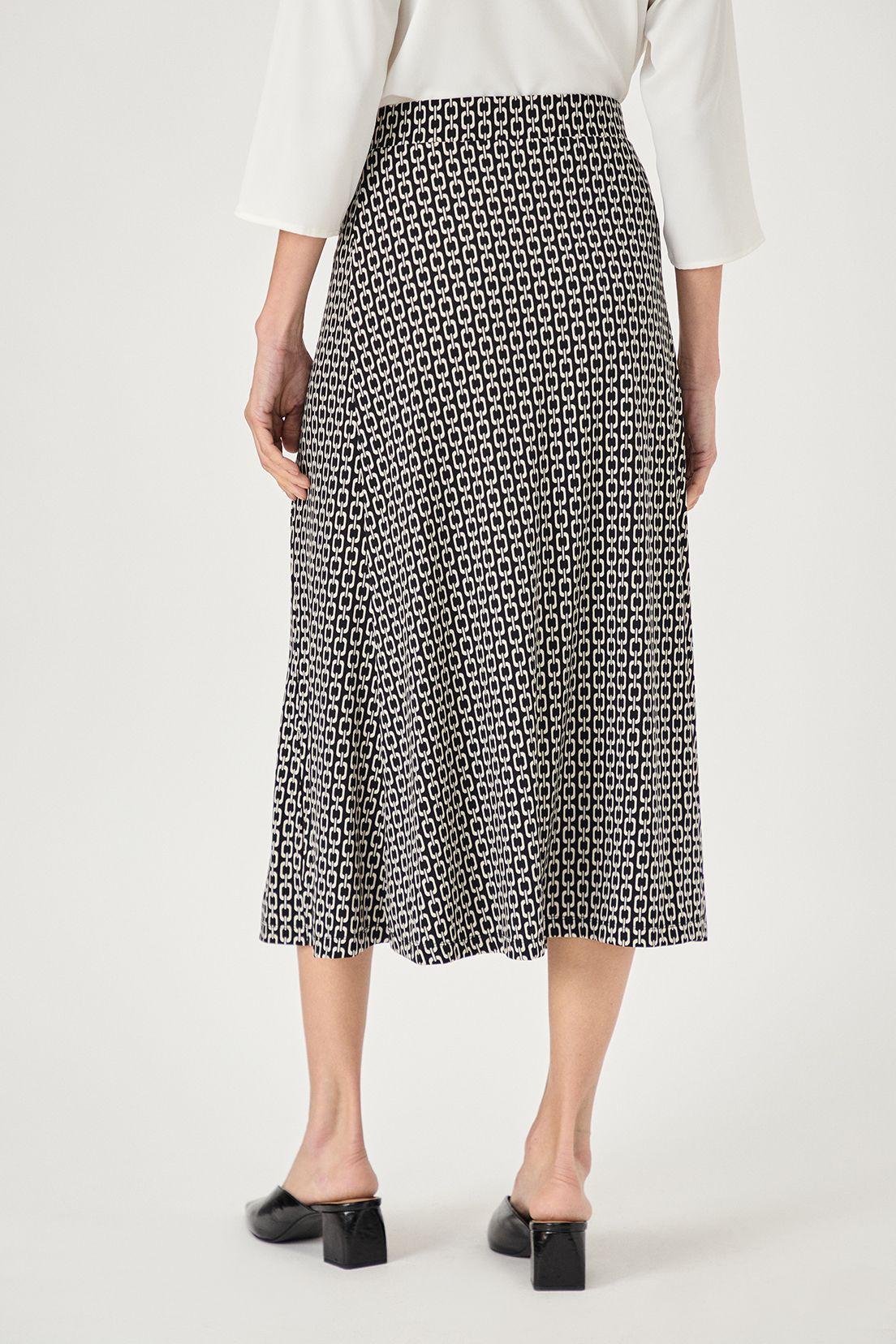 Falda Elasticada Estampada Negro Ma Griffe 12102224052102-4