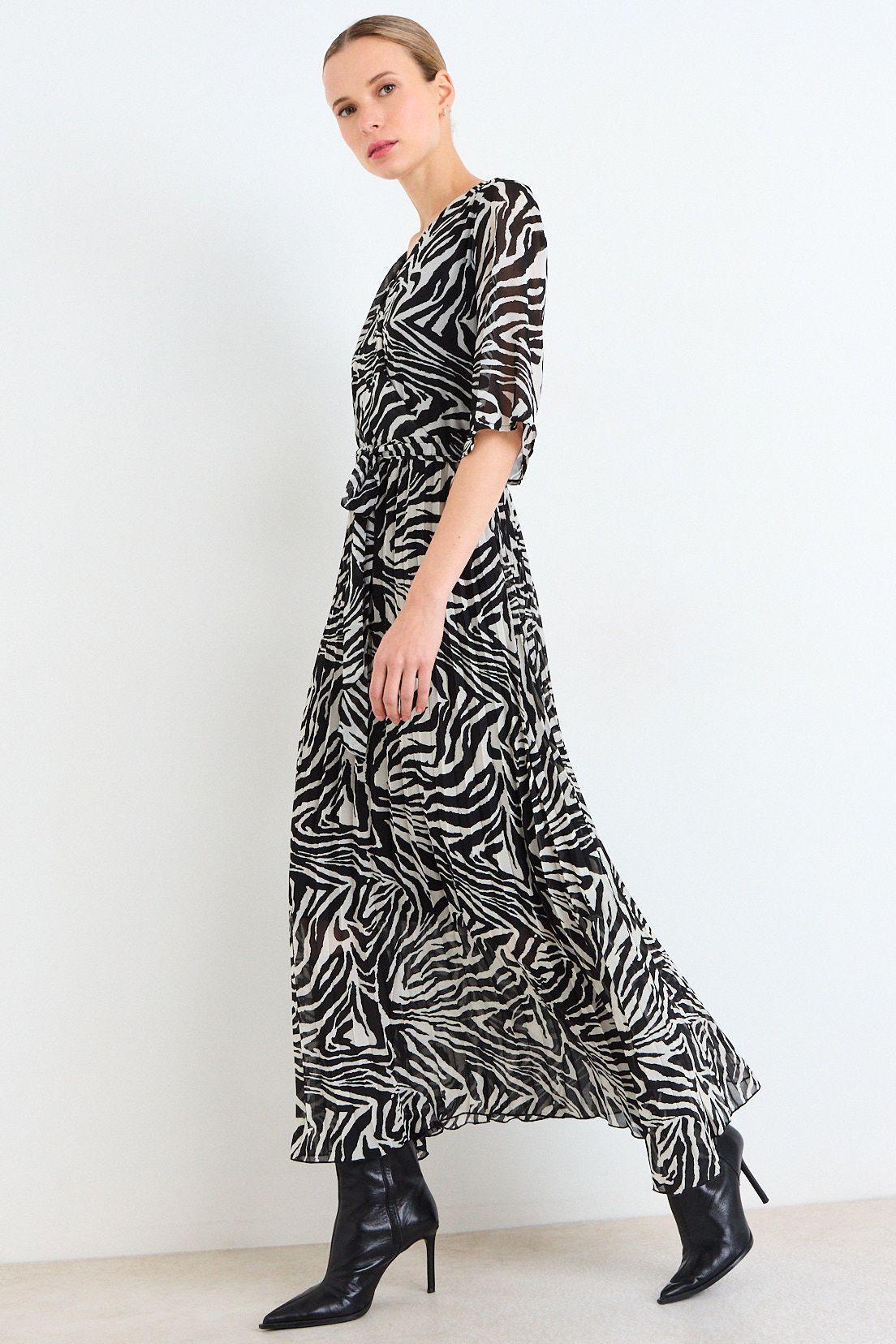 Vestido Fantasia Largo Negro Ash 13504125002102-4