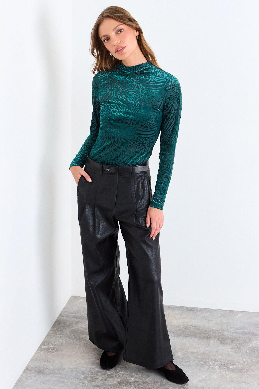 Polera Fantasia Verde Oliva iO 14320126056107-3