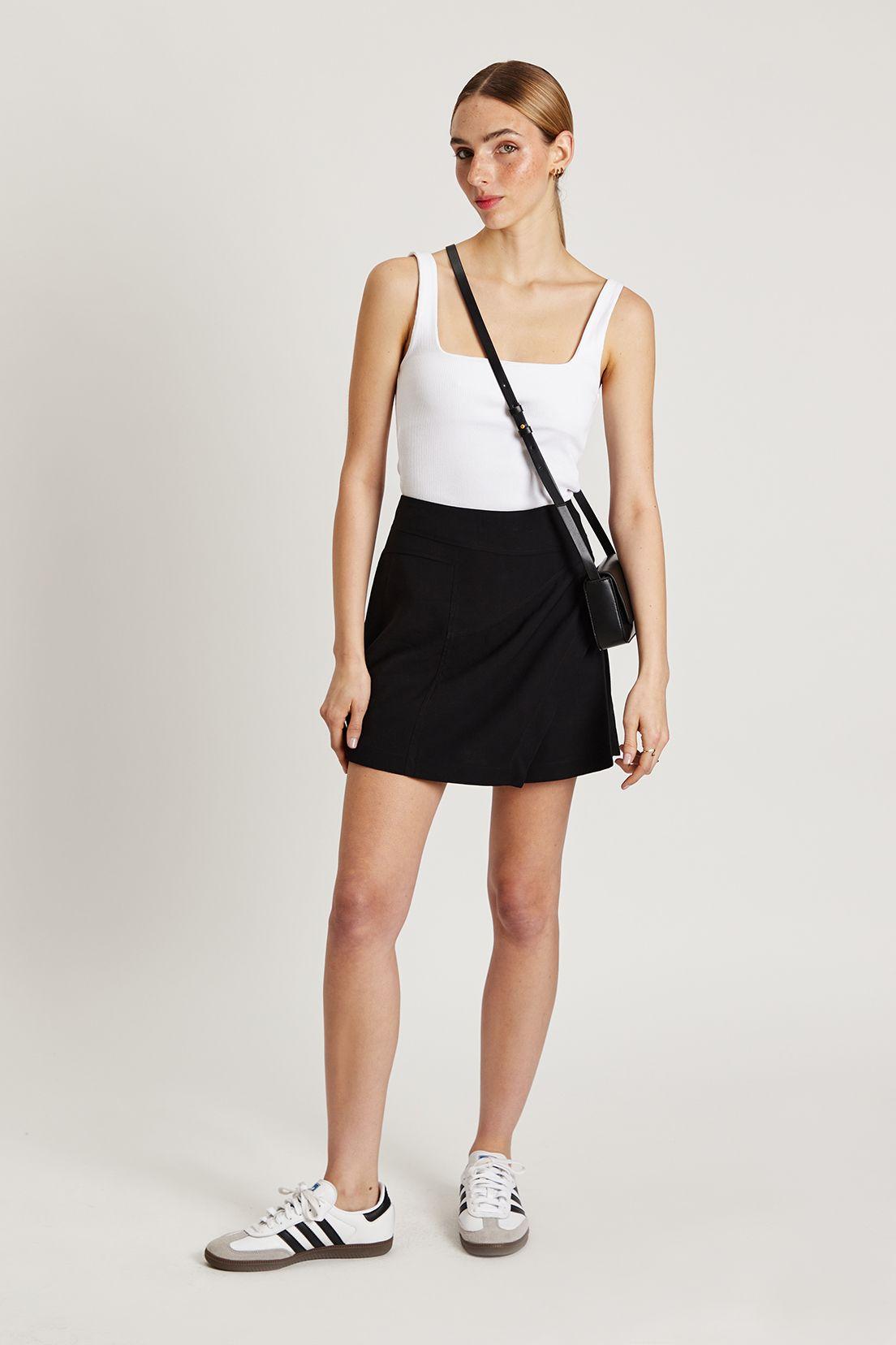 Falda Lisa Negro iO 12020224005102-0