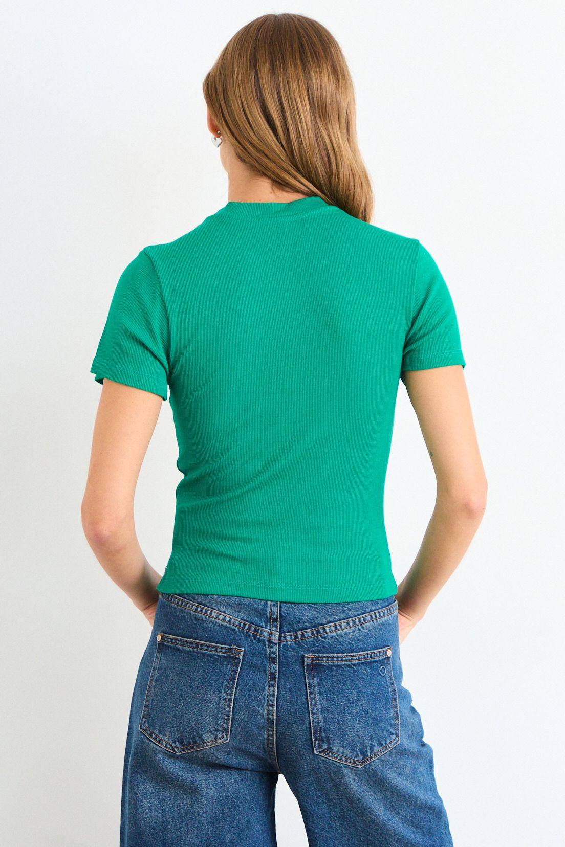 Polera Manga Corta Lisa Verde Musgo iO 14204225103107-2