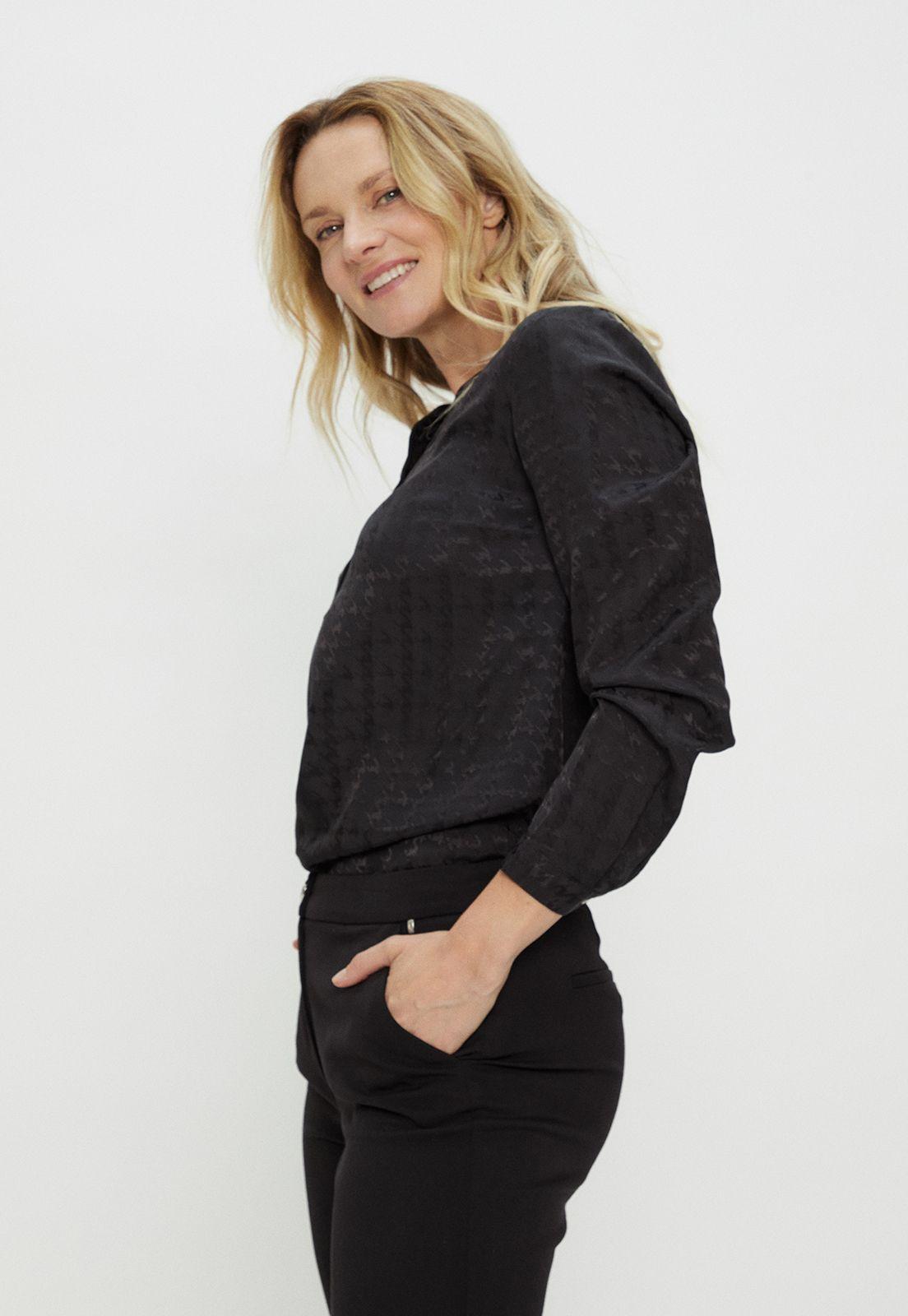 Blusa Lisa Negro Ma Griffe 14002124007102-3