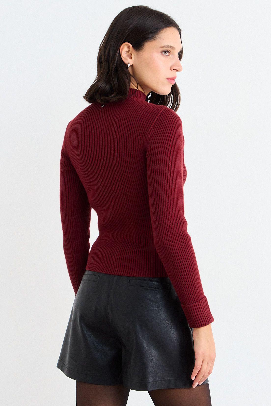 Sweater Liso Burdeos iO 18120126006112-3