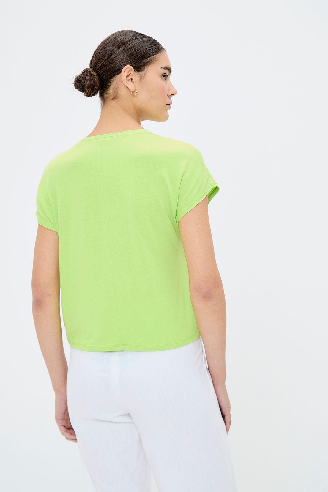 Polera Estampada Verde iO 14604224009137-2