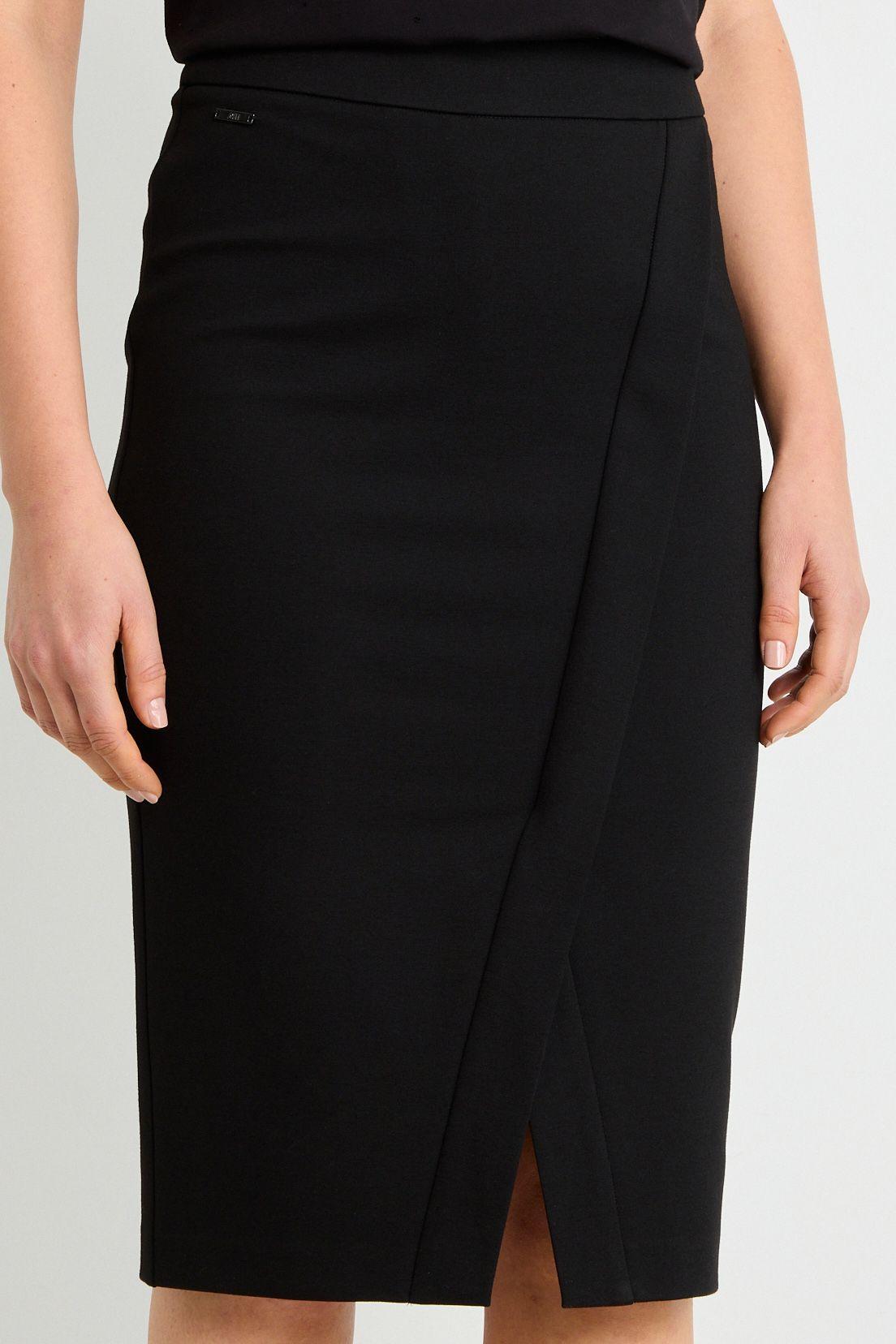 Falda Larga Negro Ash 12007225050102-2
