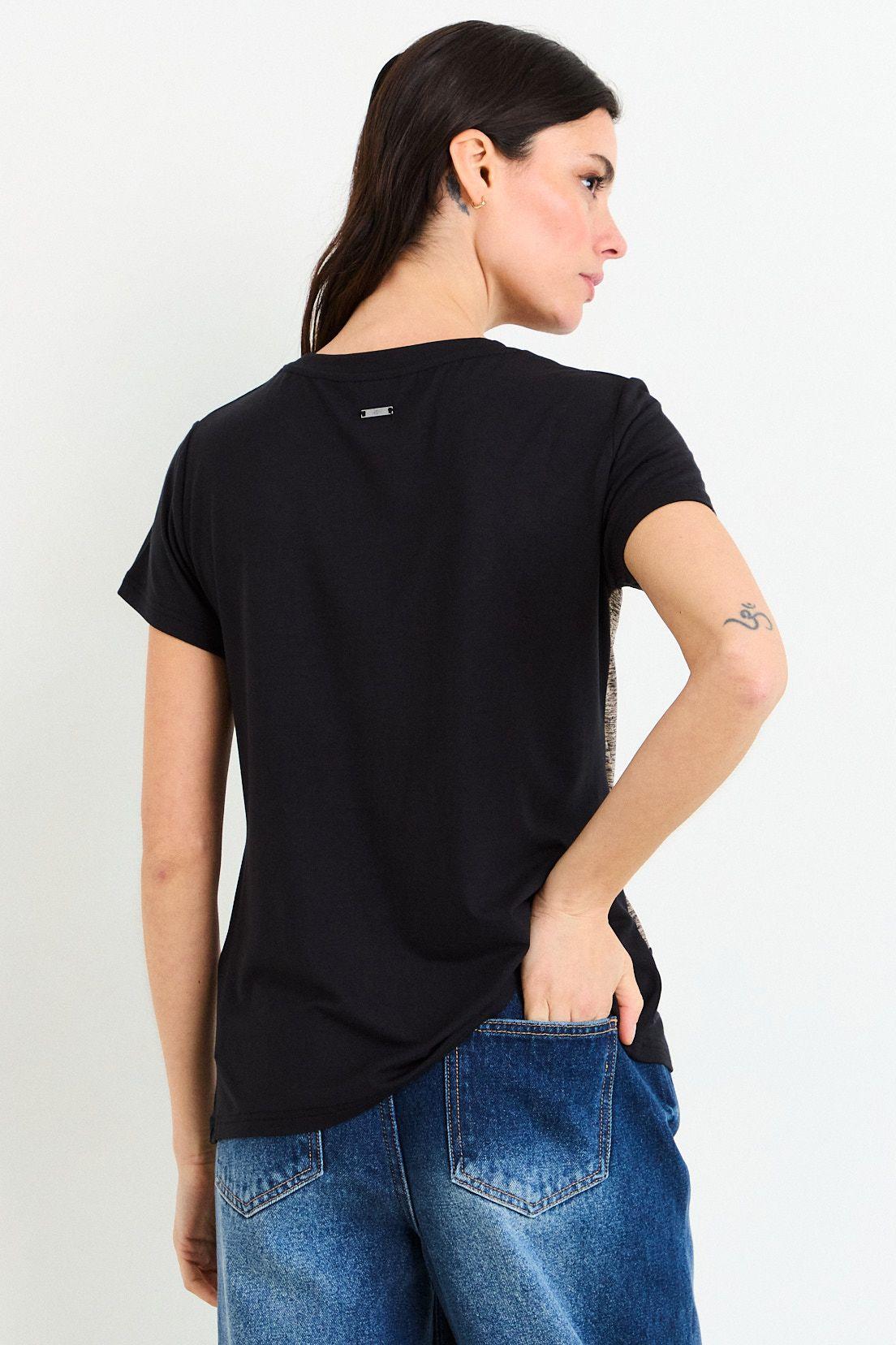 Polera Manga Corta Negro Ash 14207226010102-2
