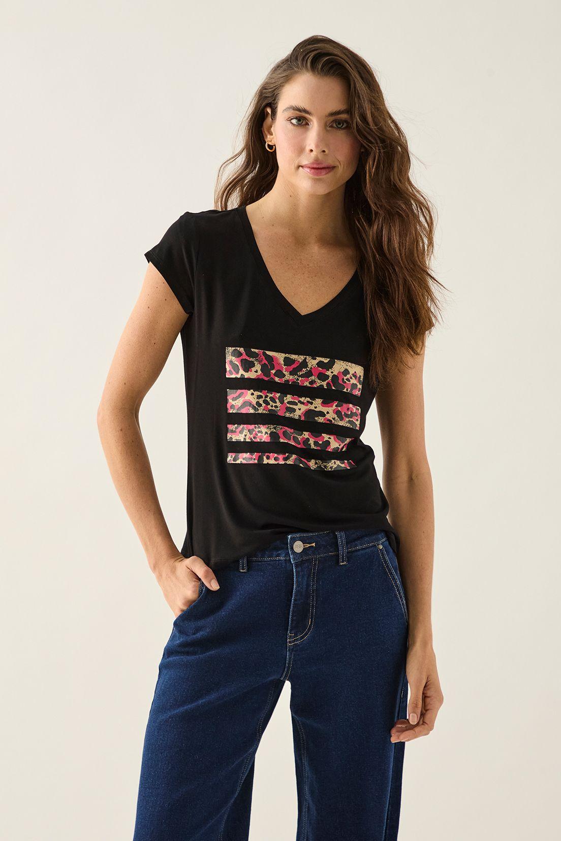 Polera Estampada Focalizada Negro Ash 14607125001102-0