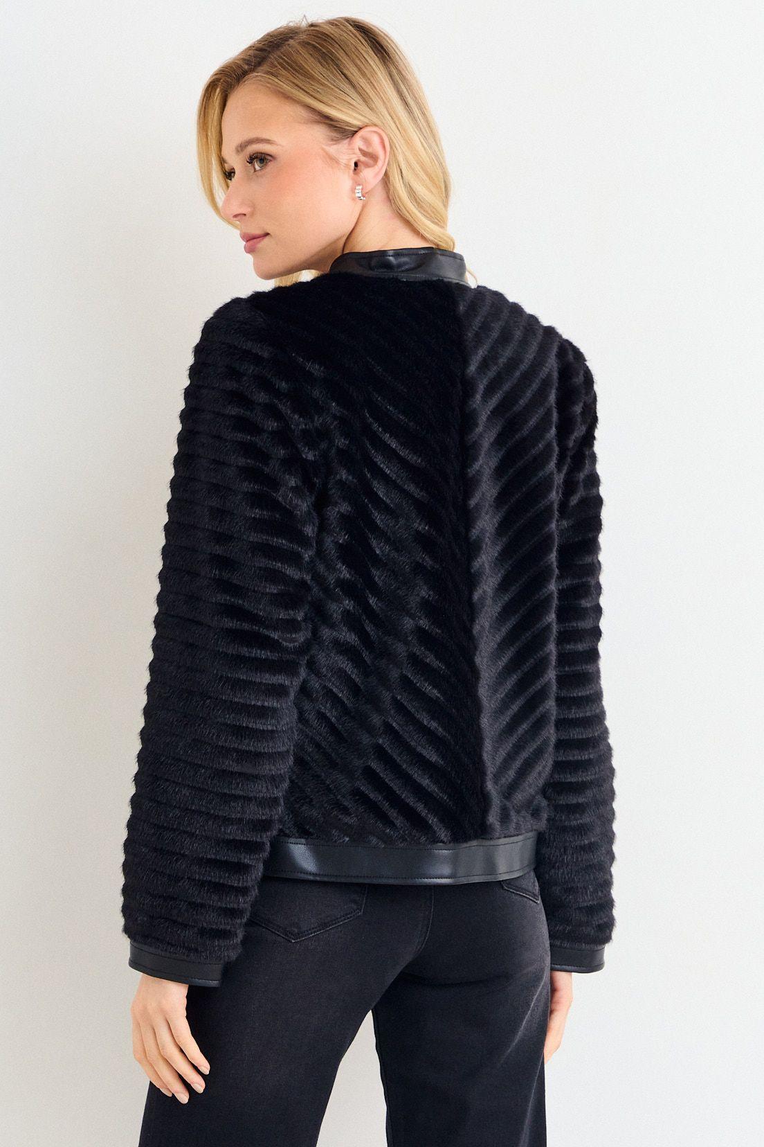 Casaca Efecto Pelo Negro Ash 17507126056102-2