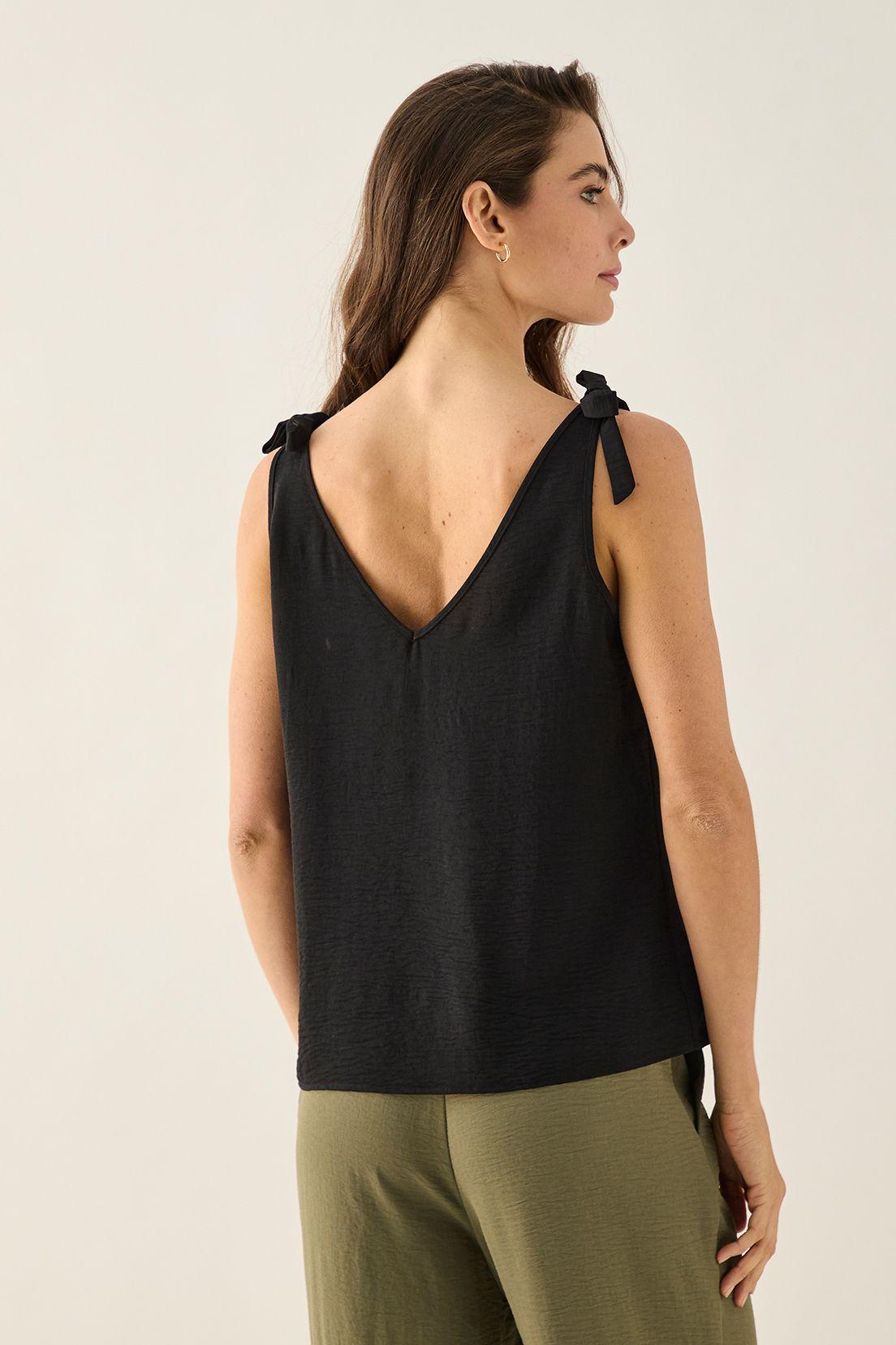 Blusa Lisa Negro Ash 14004224028102-3