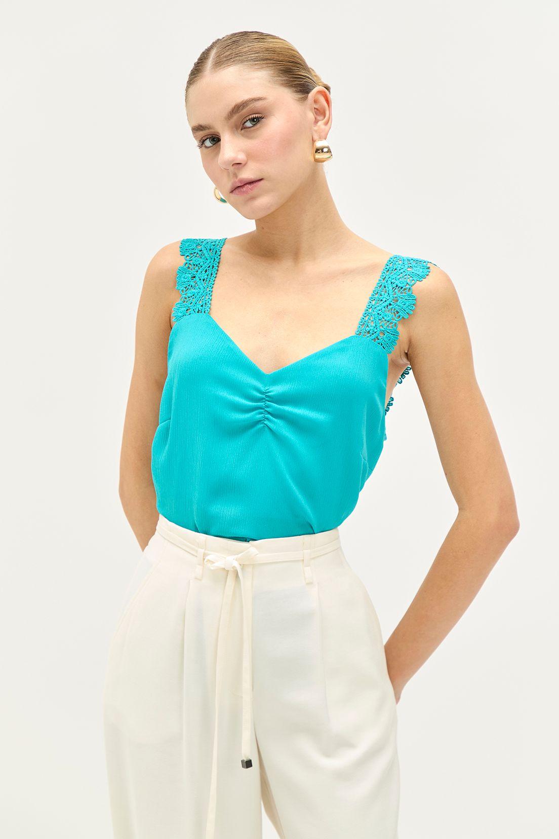 Blusa Lisa Verde iO 14004224023217-0