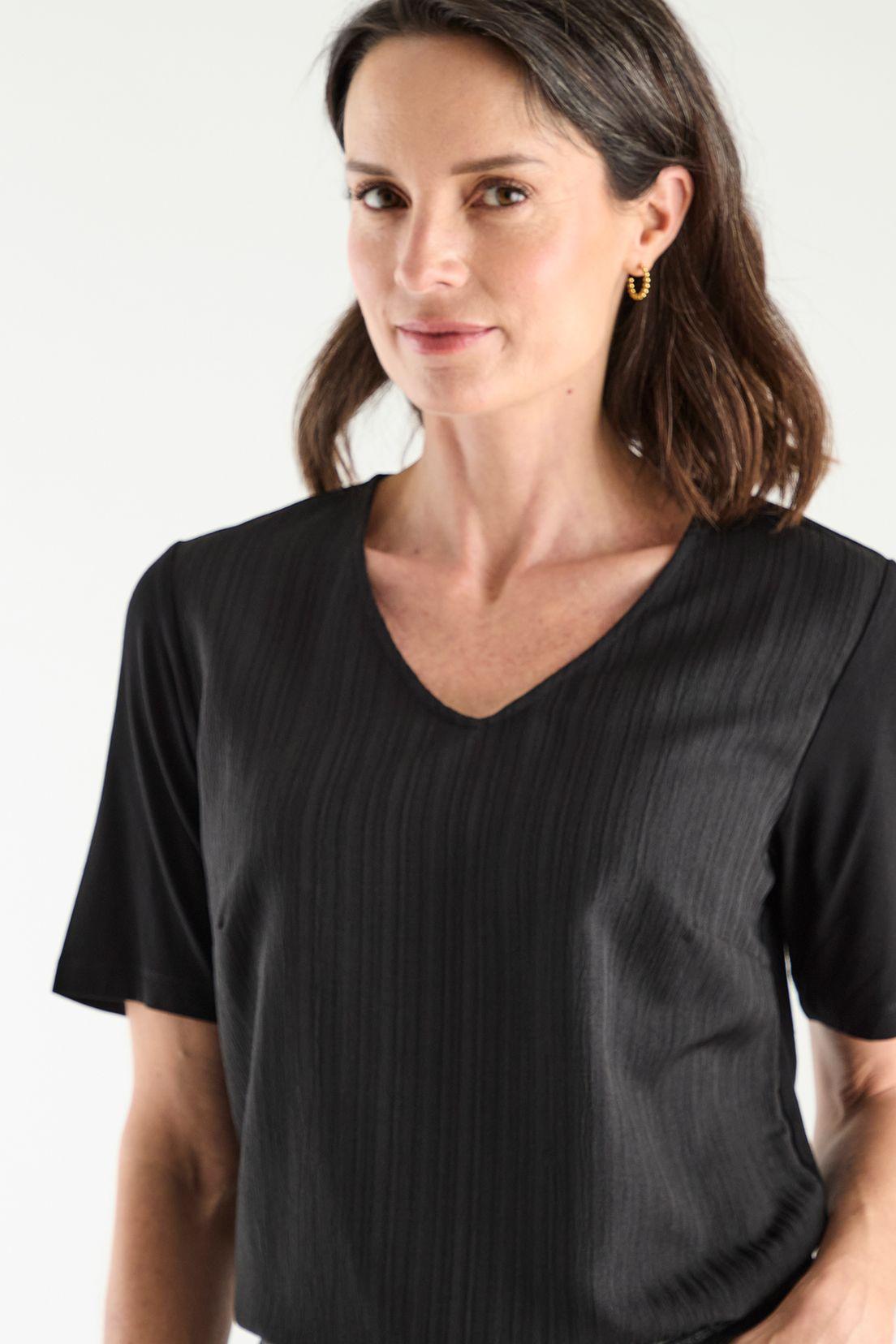 Polera Doble Tela Negro Ma Griffe 14202125052102-1