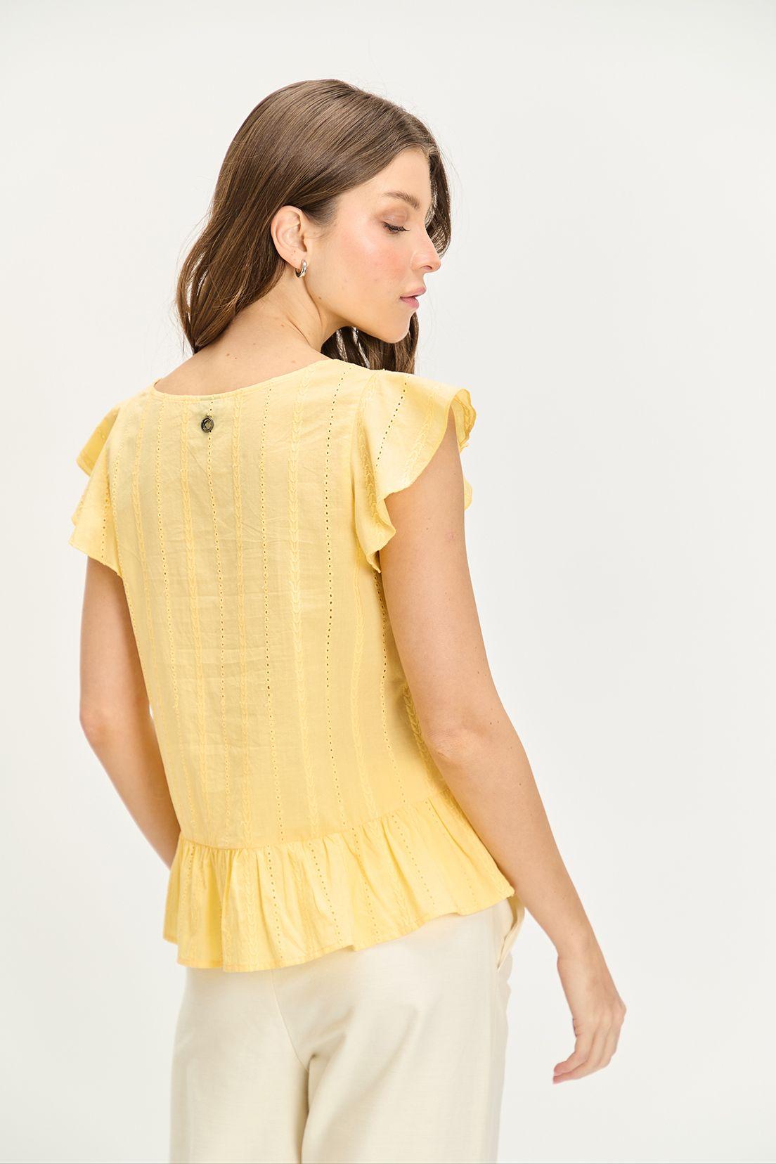 Blusa Lisa amarillo iO 14020224009108-4