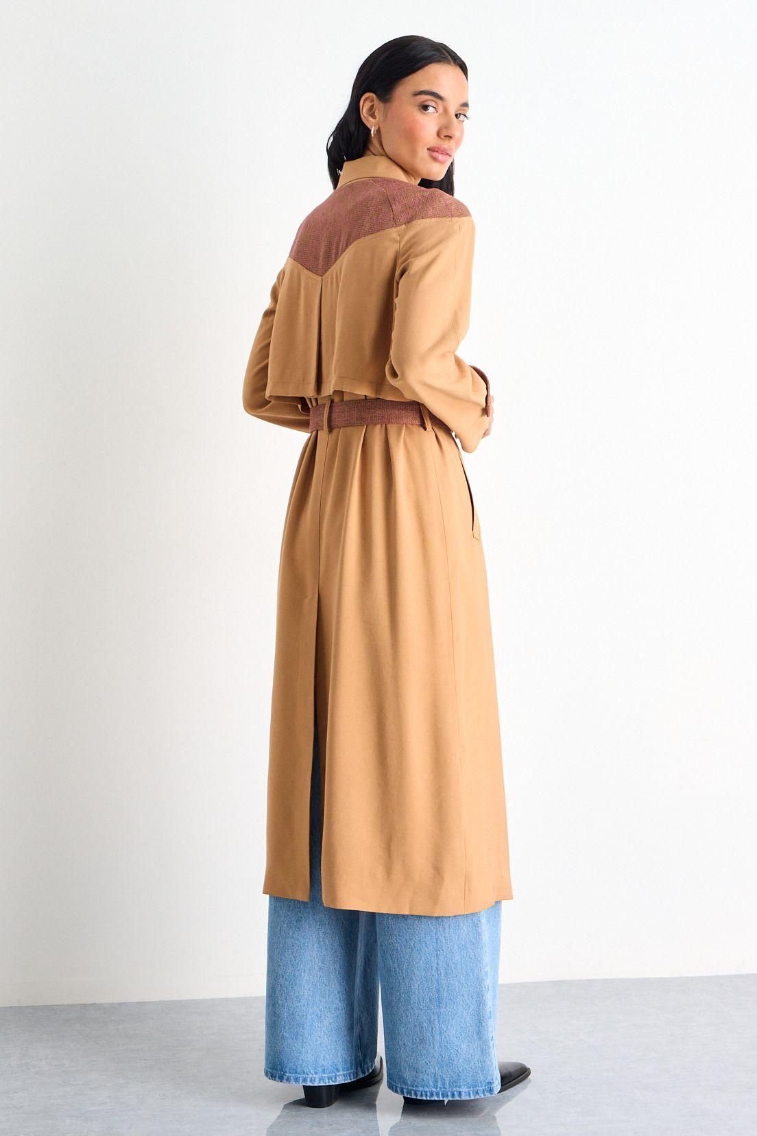 Trench Café iO 17420225003129-4