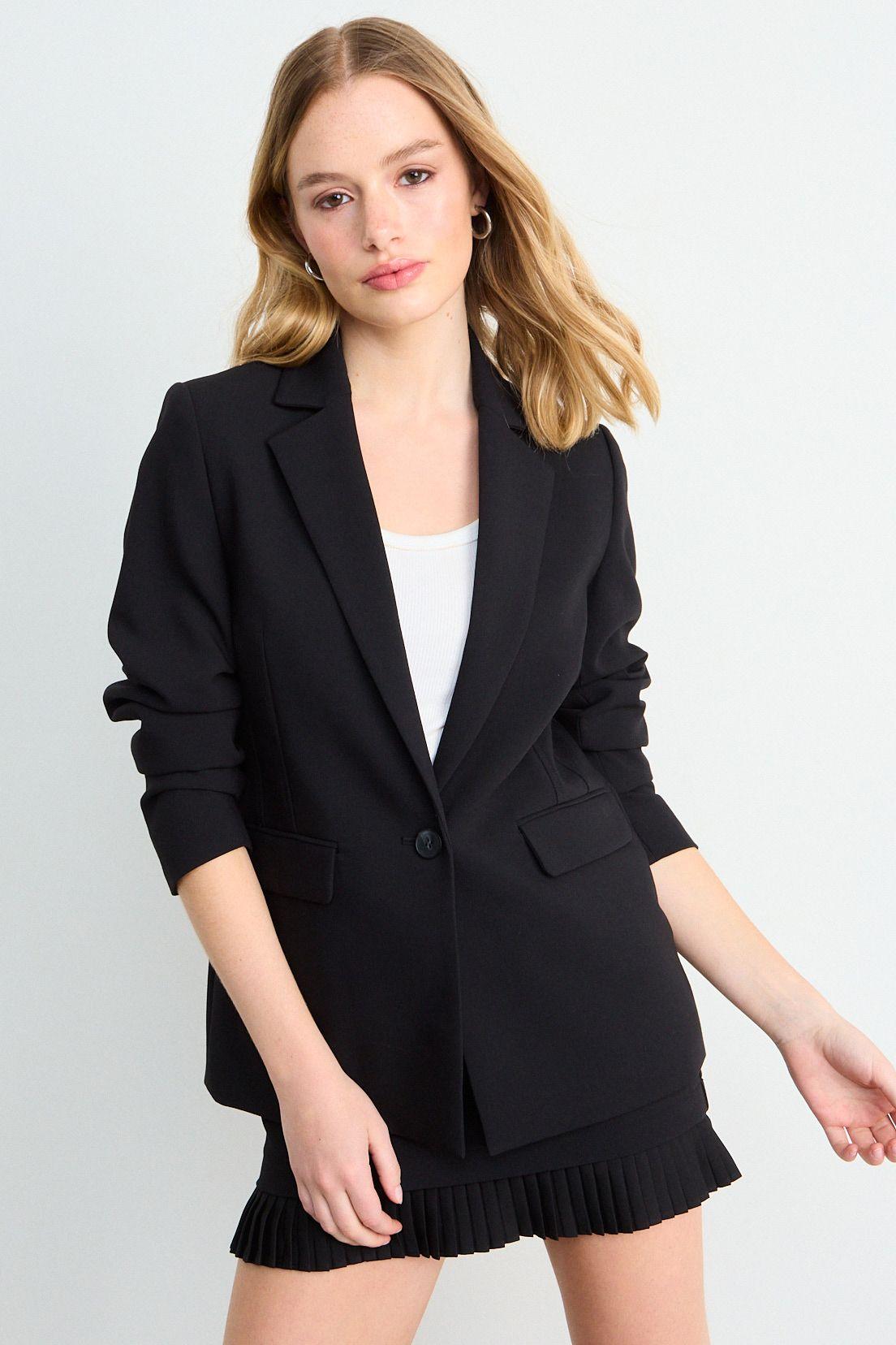 Blazer Liso Negro iO 16020126006102-0