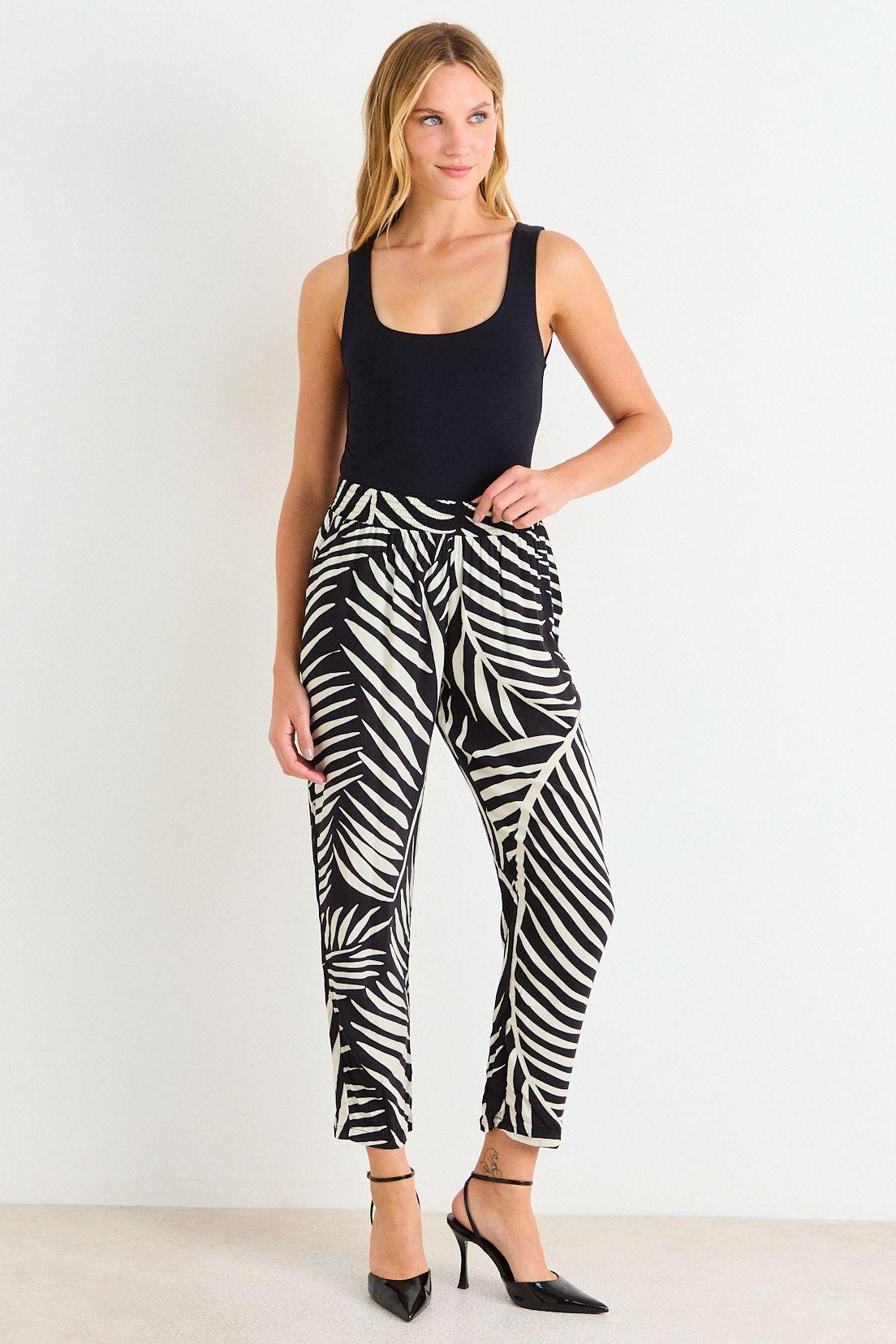 Pantalon Fantasia Negro Ash 11104225090102-0