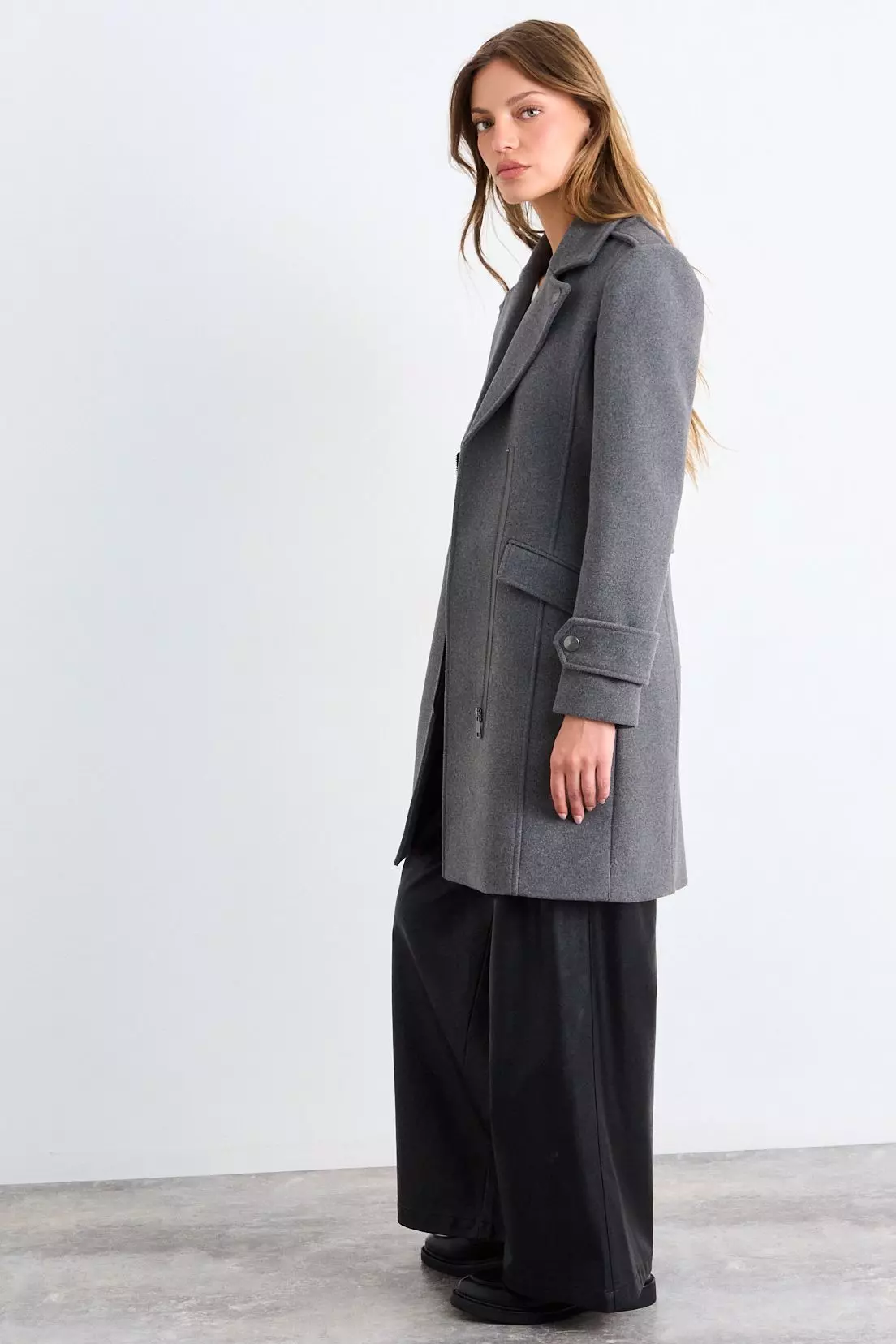 Chaqueton Liso Gris iO 17220126008163-4