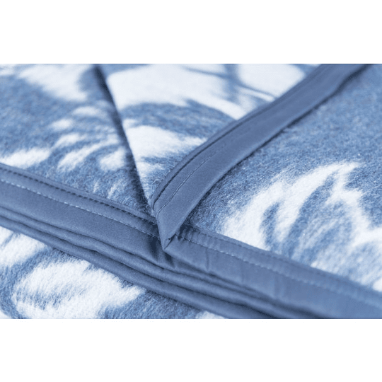 Frazada 40% Lana, 60% Polilana Azul Con Diseño 1 Pl-1