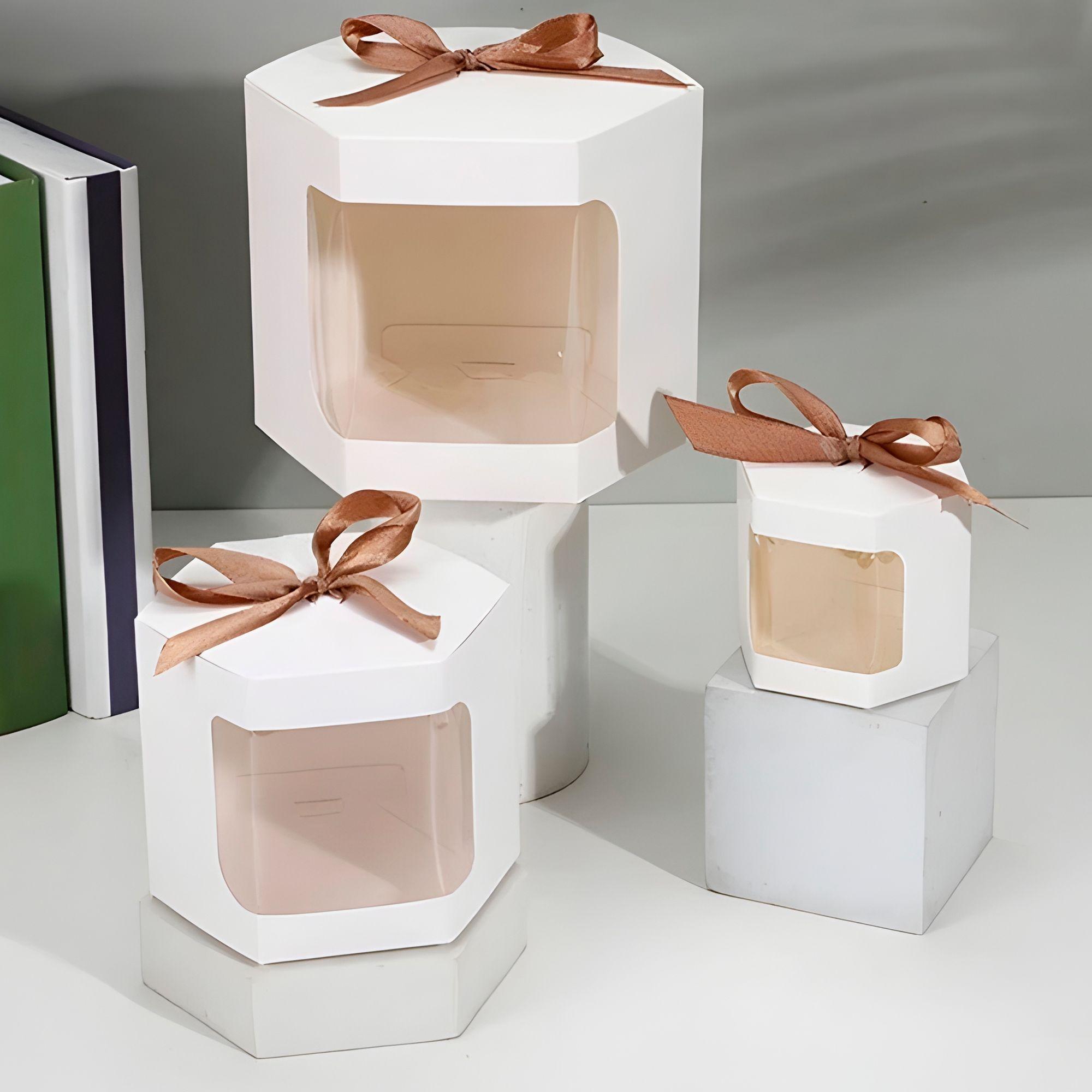 20 Cajas Regalo Hexagonal Blanca Visor Frontal 10x10x10 Cm-7