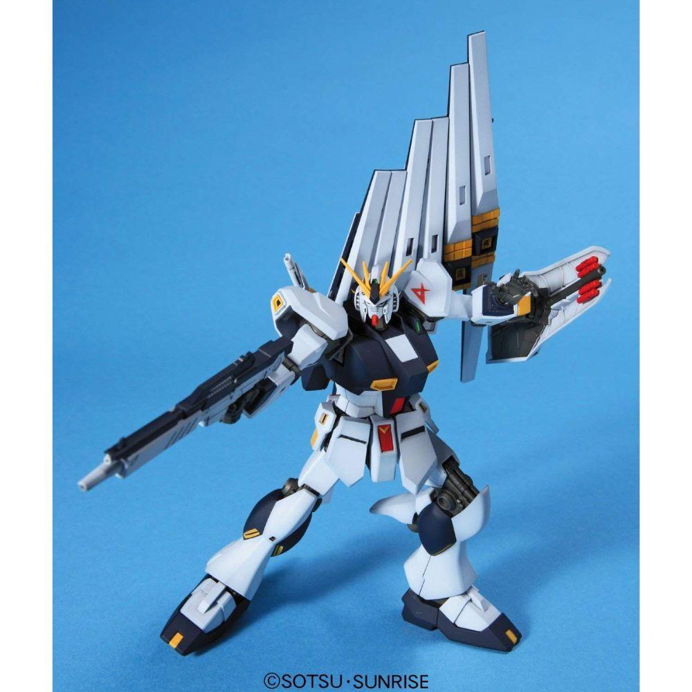 MODEL KIT 1/144 HGUC GUNDAM BANDAI HOBBY-1